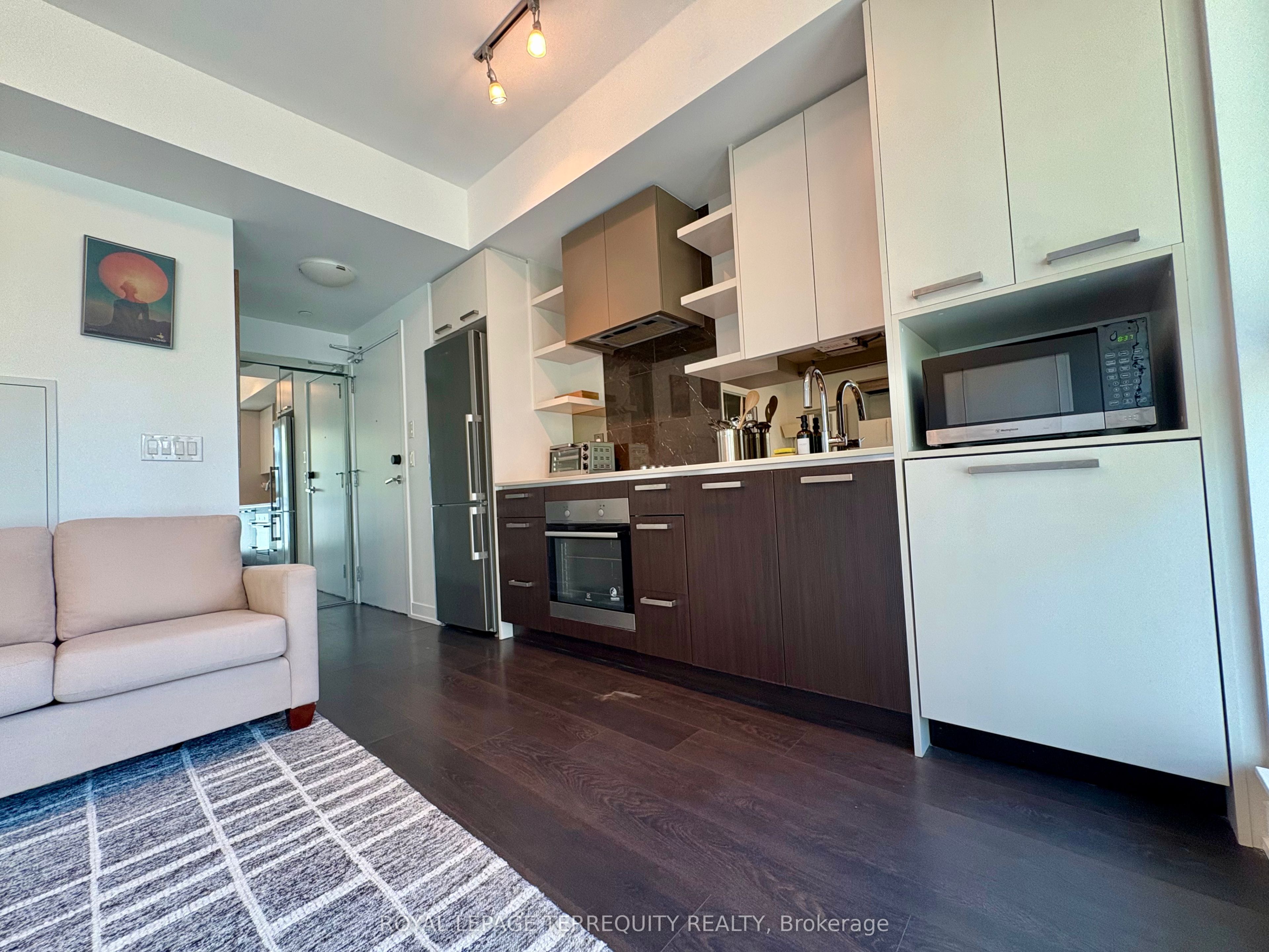 1830 Bloor Street W 437 Property Photo 18