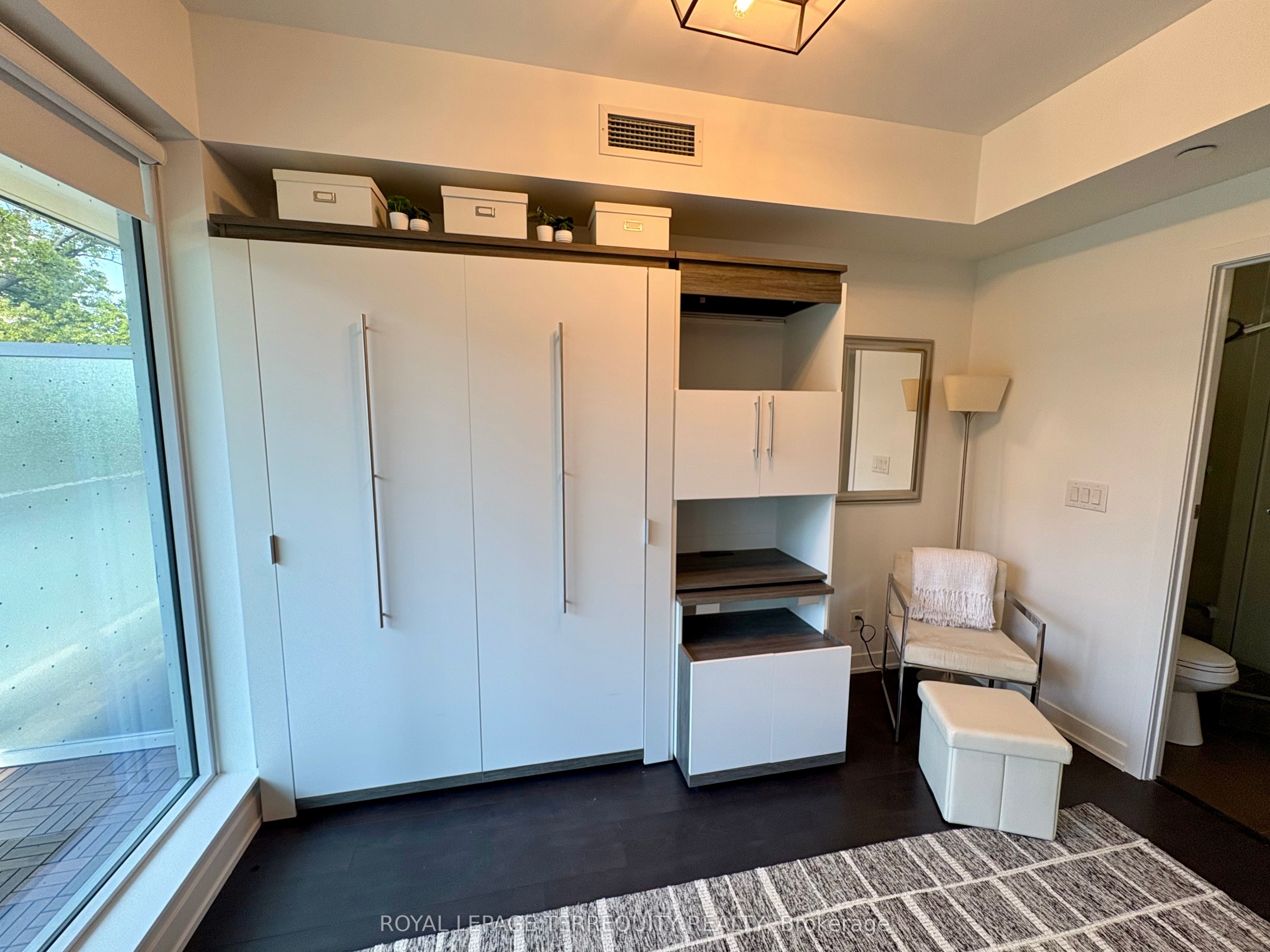 1830 Bloor Street W 437 Property Photo 21