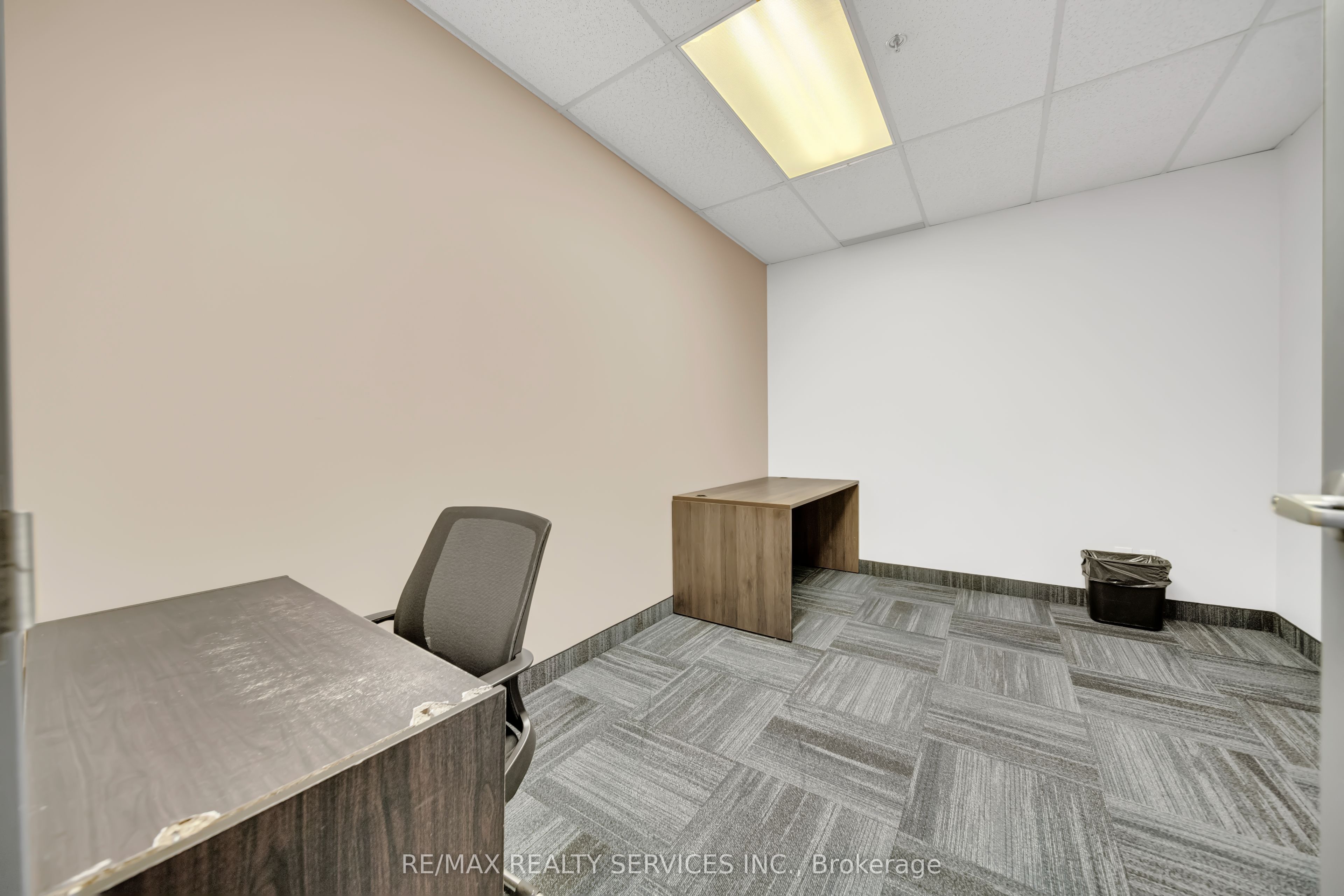 6660 Kennedy Road 204 Property Photo 12