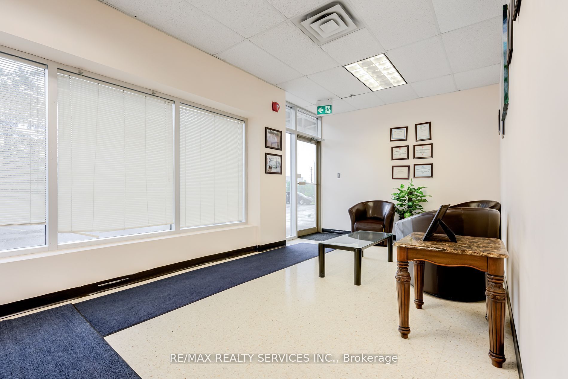 6660 Kennedy Rd Property Photo 4