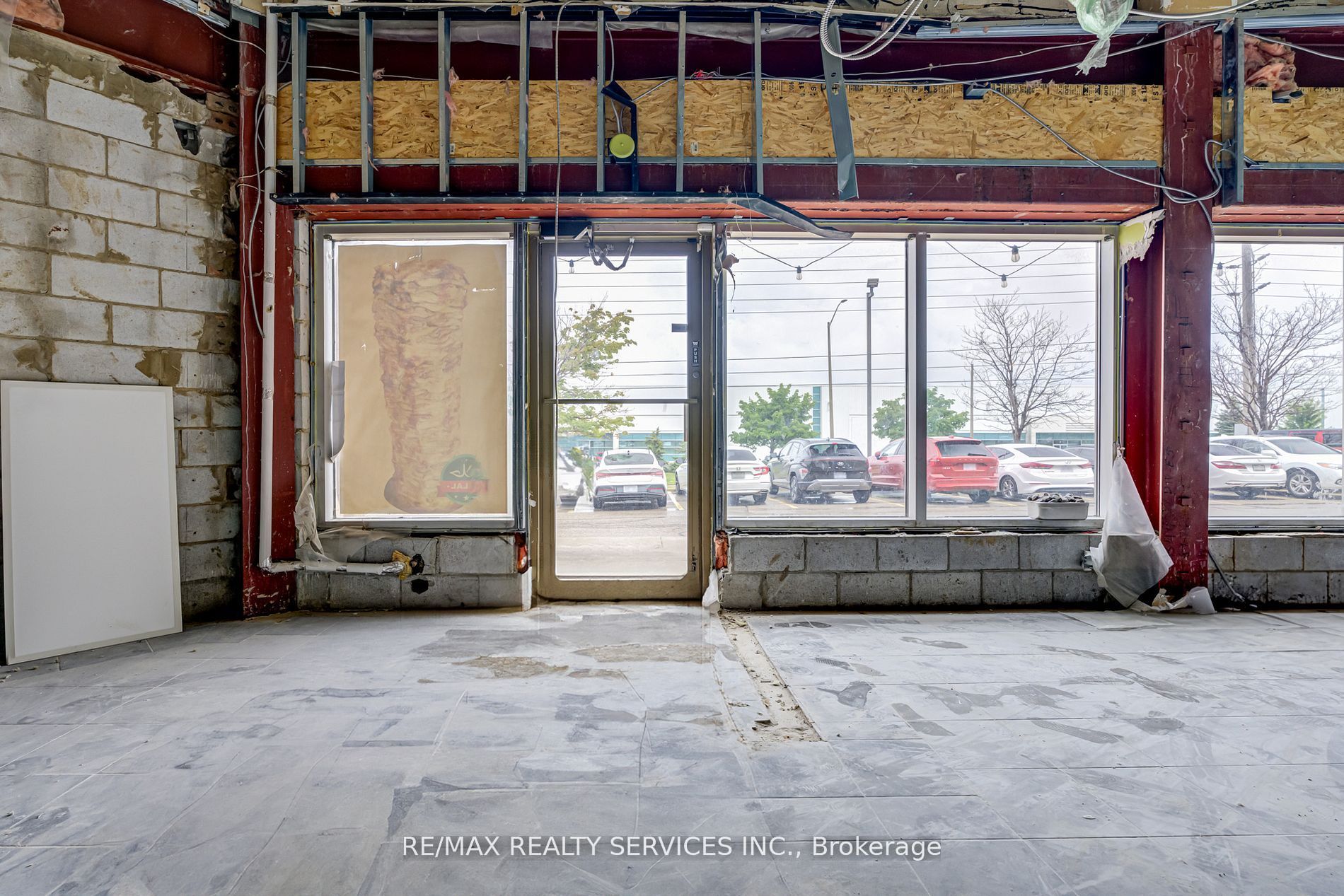 6660 Kennedy Road 12 Property Photo 4