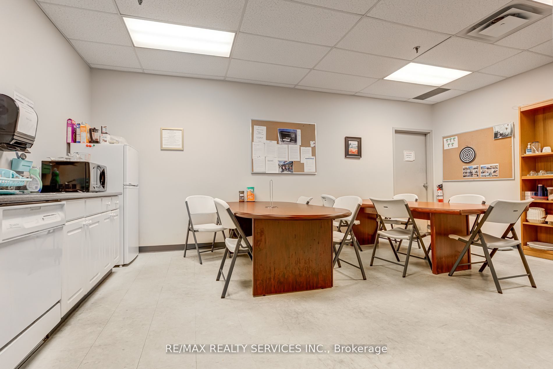 6660 Kennedy Rd Property Photo 10