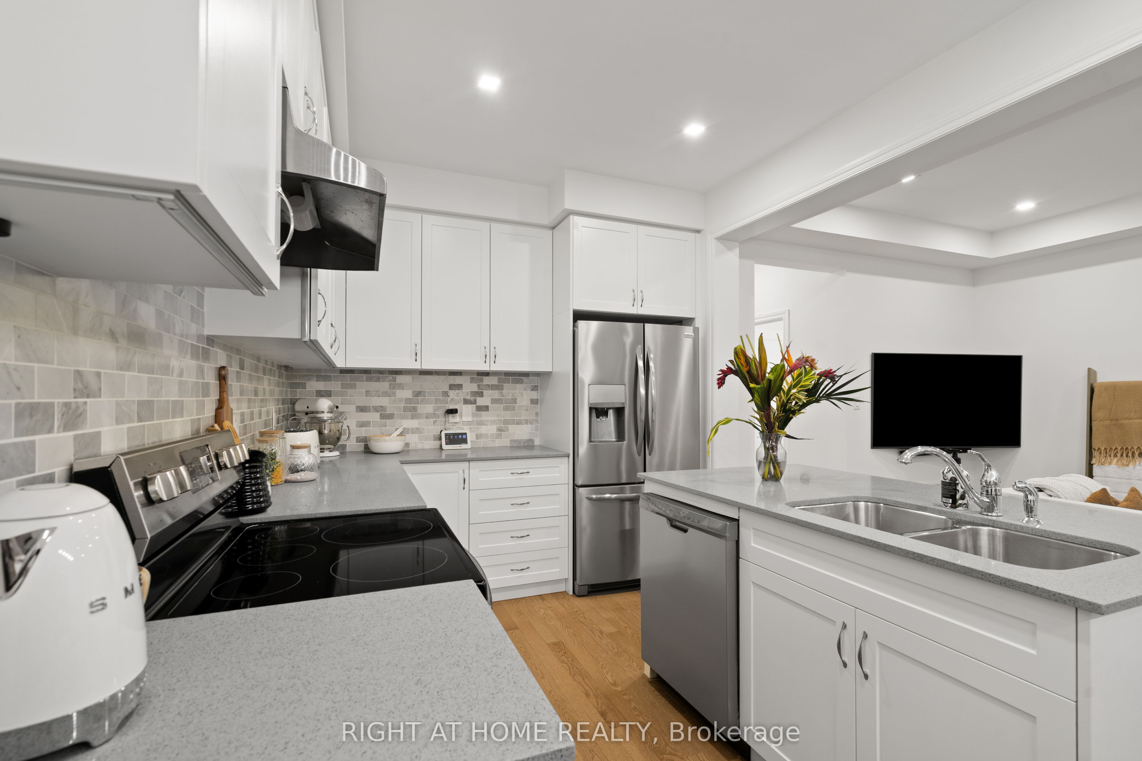 9 Angelfish Road Property Photo 8
