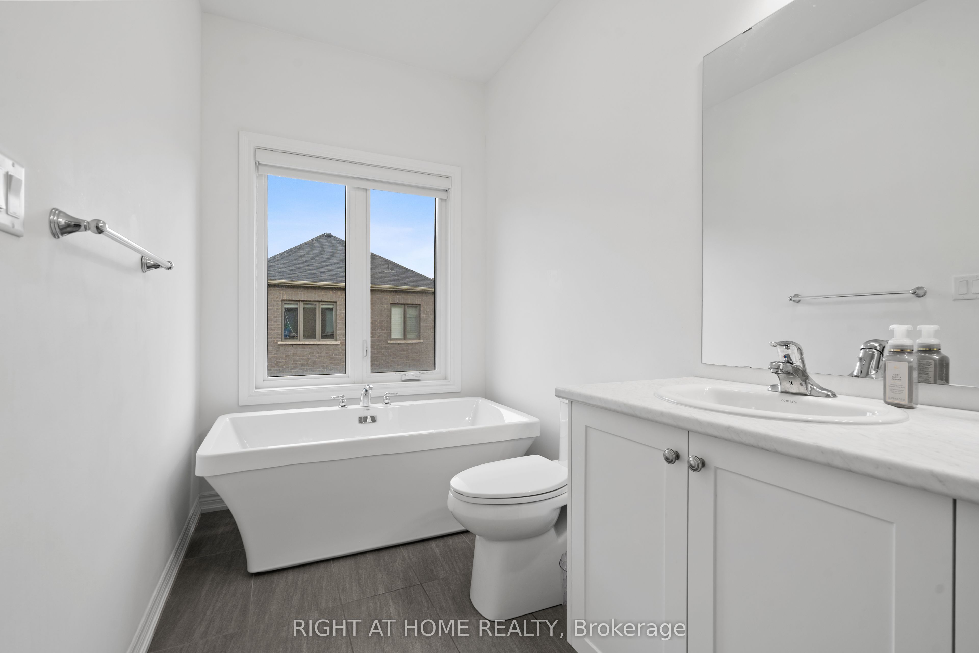 9 Angelfish Road Property Photo 17