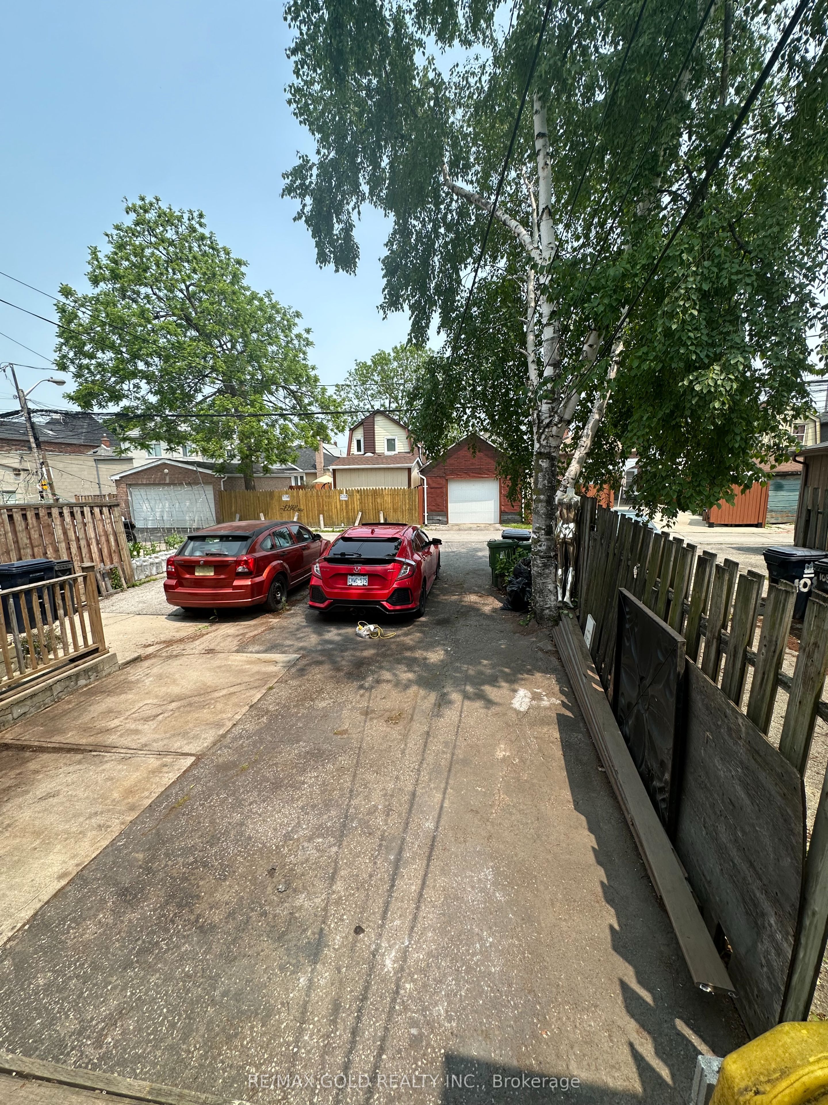 1085 Weston Road Property Photo 16
