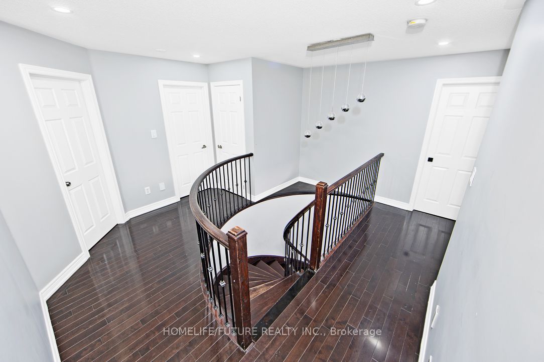 65 Game Creek Crescent Property Photo 16