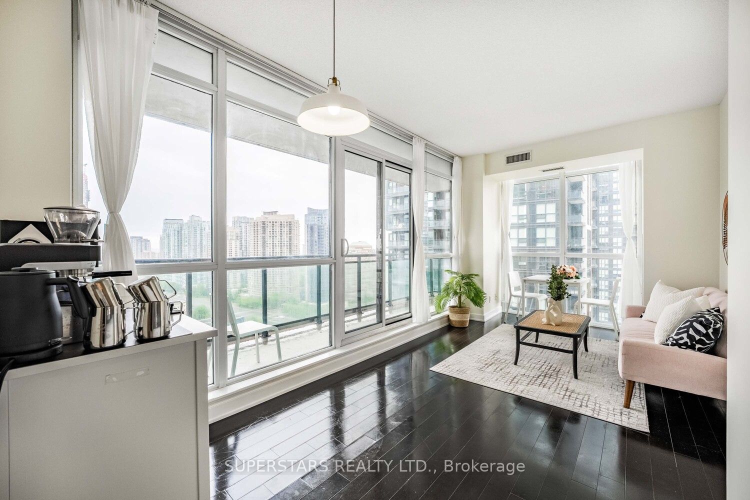 #2102 - 4065 Brickstone Mews Property Photo 6