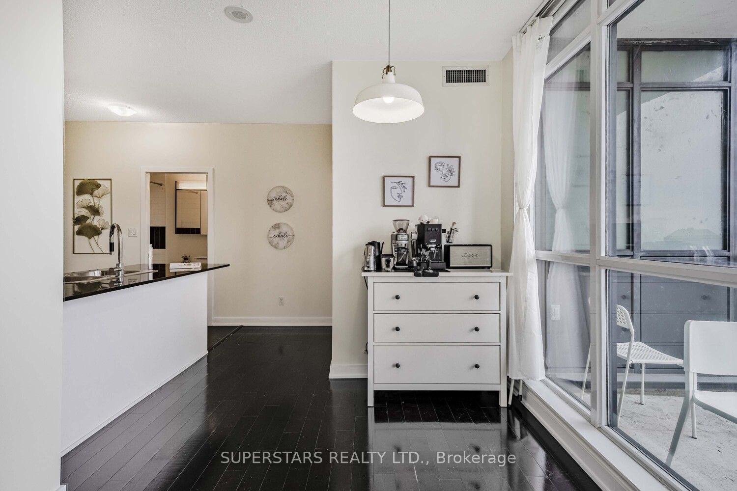 #2102 - 4065 Brickstone Mews Property Photo 11