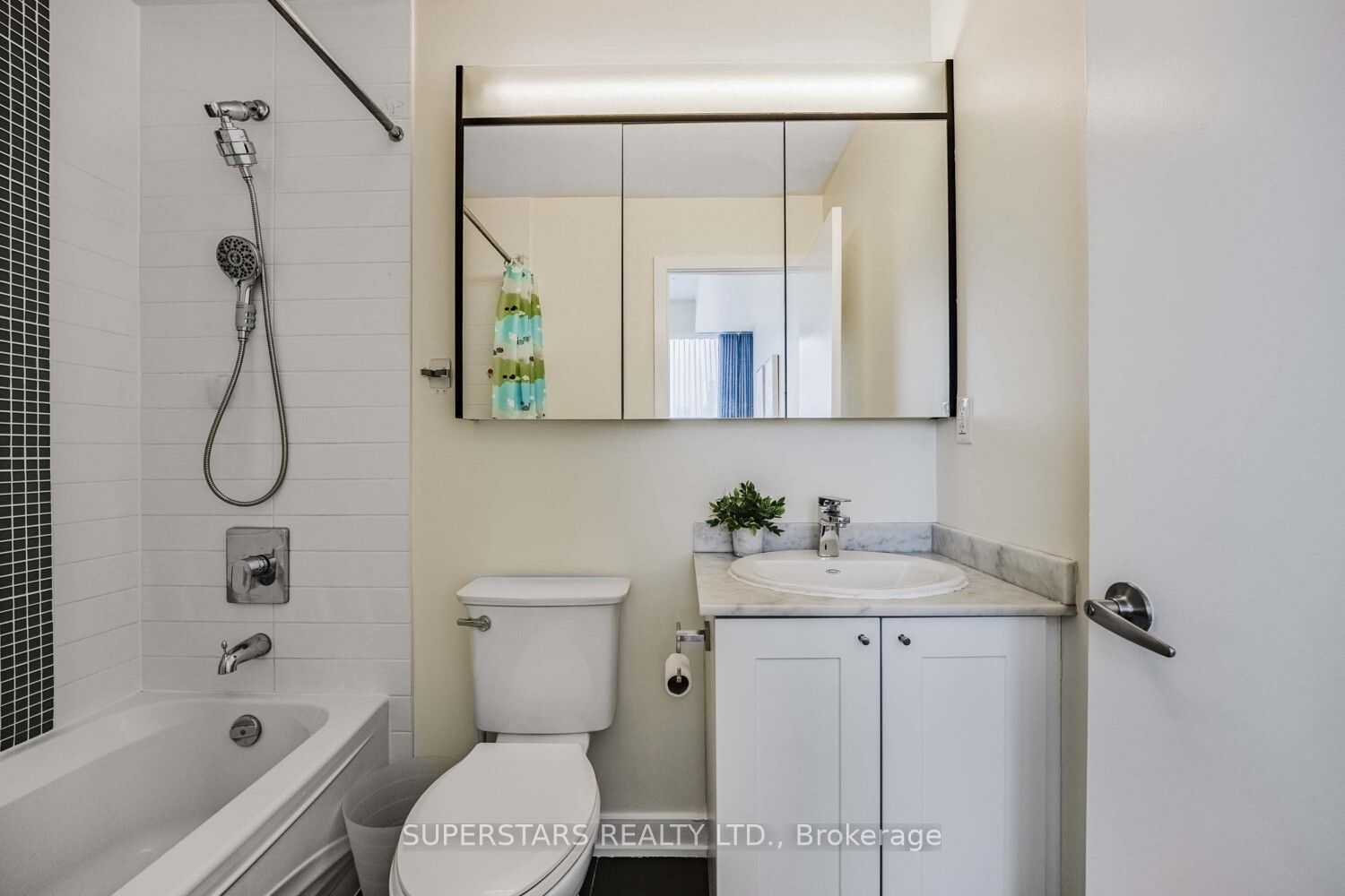#2102 - 4065 Brickstone Mews Property Photo 18