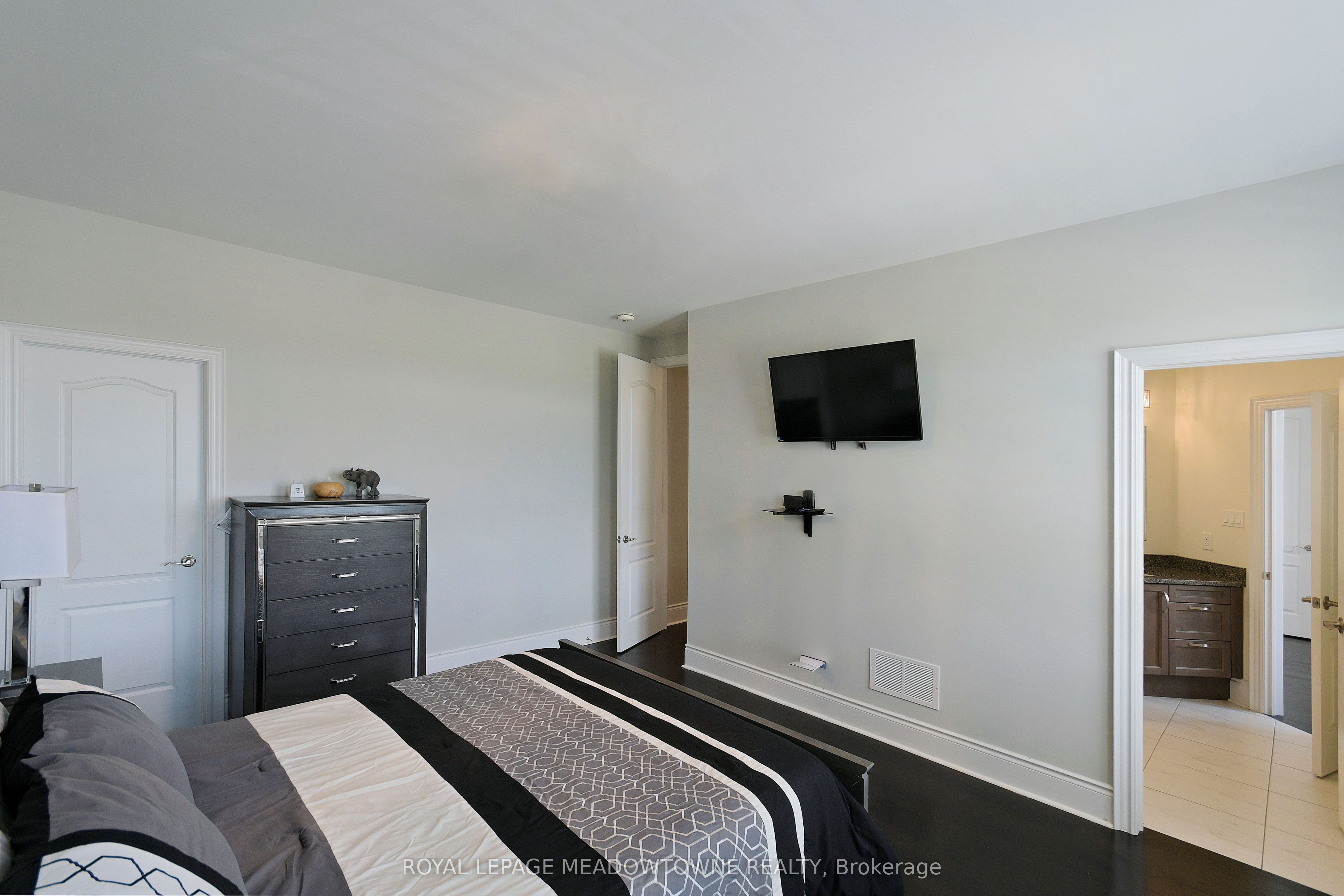 1 Royal West Drive Property Photo 30