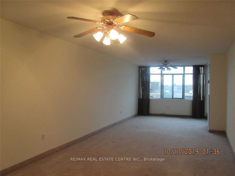 3100 Kirwin Avenue 704 Property Photo 6