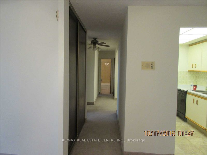 3100 Kirwin Avenue 704 Property Photo 7