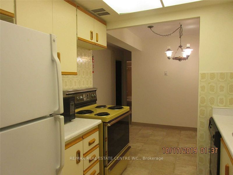 3100 Kirwin Avenue 704 Property Photo 10
