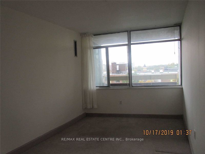 3100 Kirwin Avenue 704 Property Photo 12
