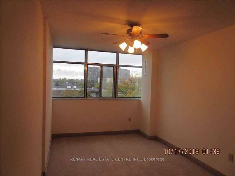 3100 Kirwin Avenue 704 Property Photo 14