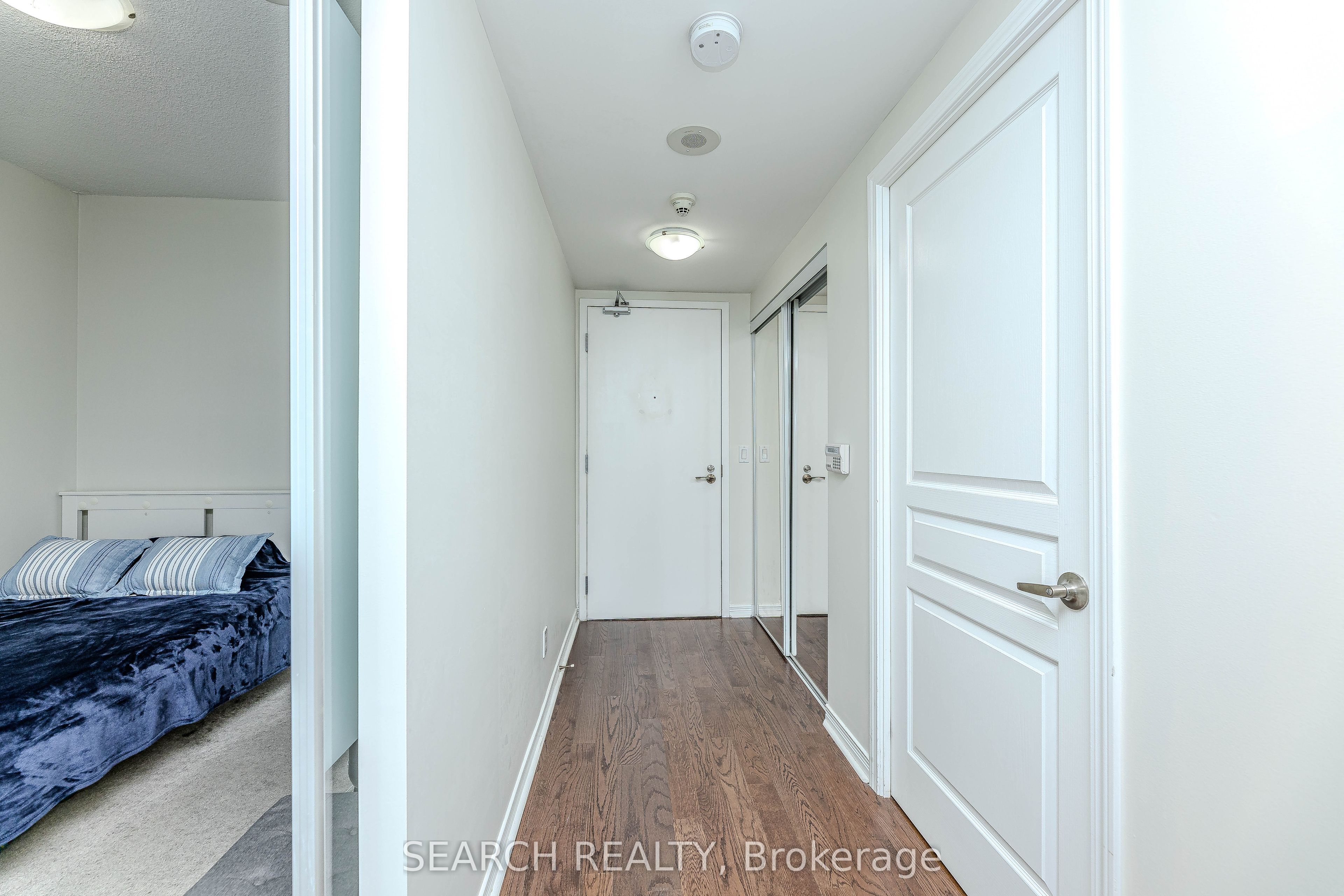 2230 Lake Shore Boulevard W 2202 Property Photo 8