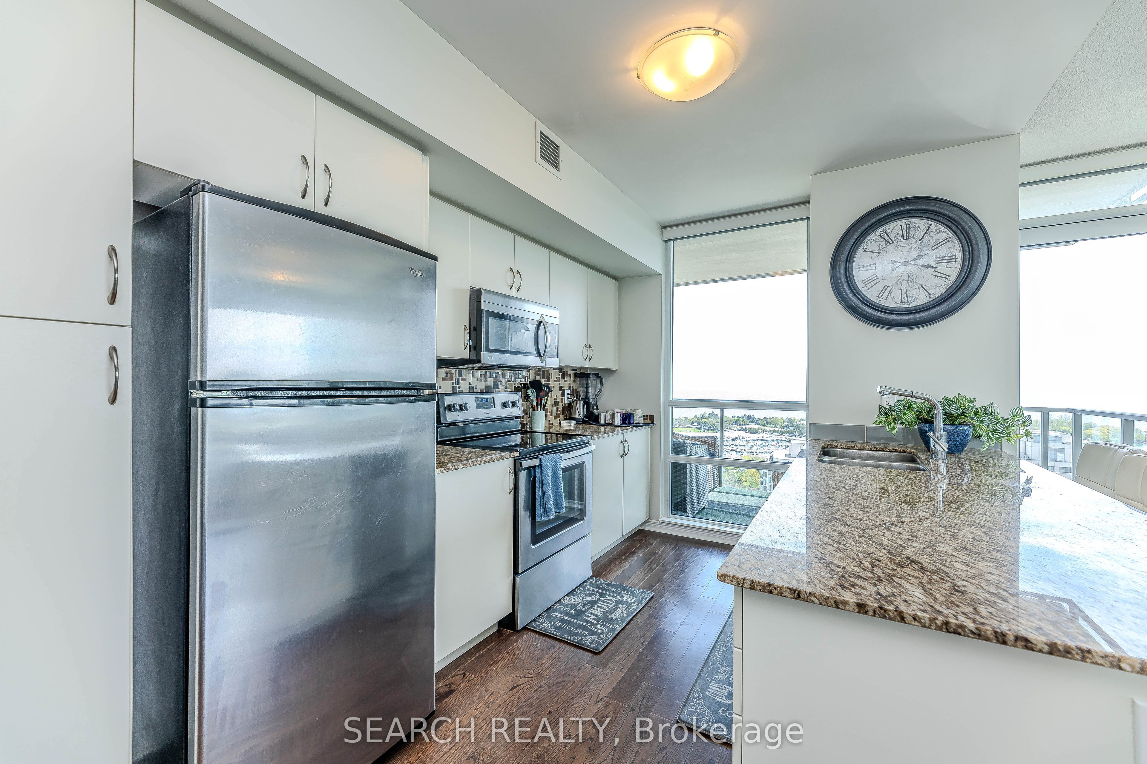 2230 Lake Shore Boulevard W 2202 Property Photo 9