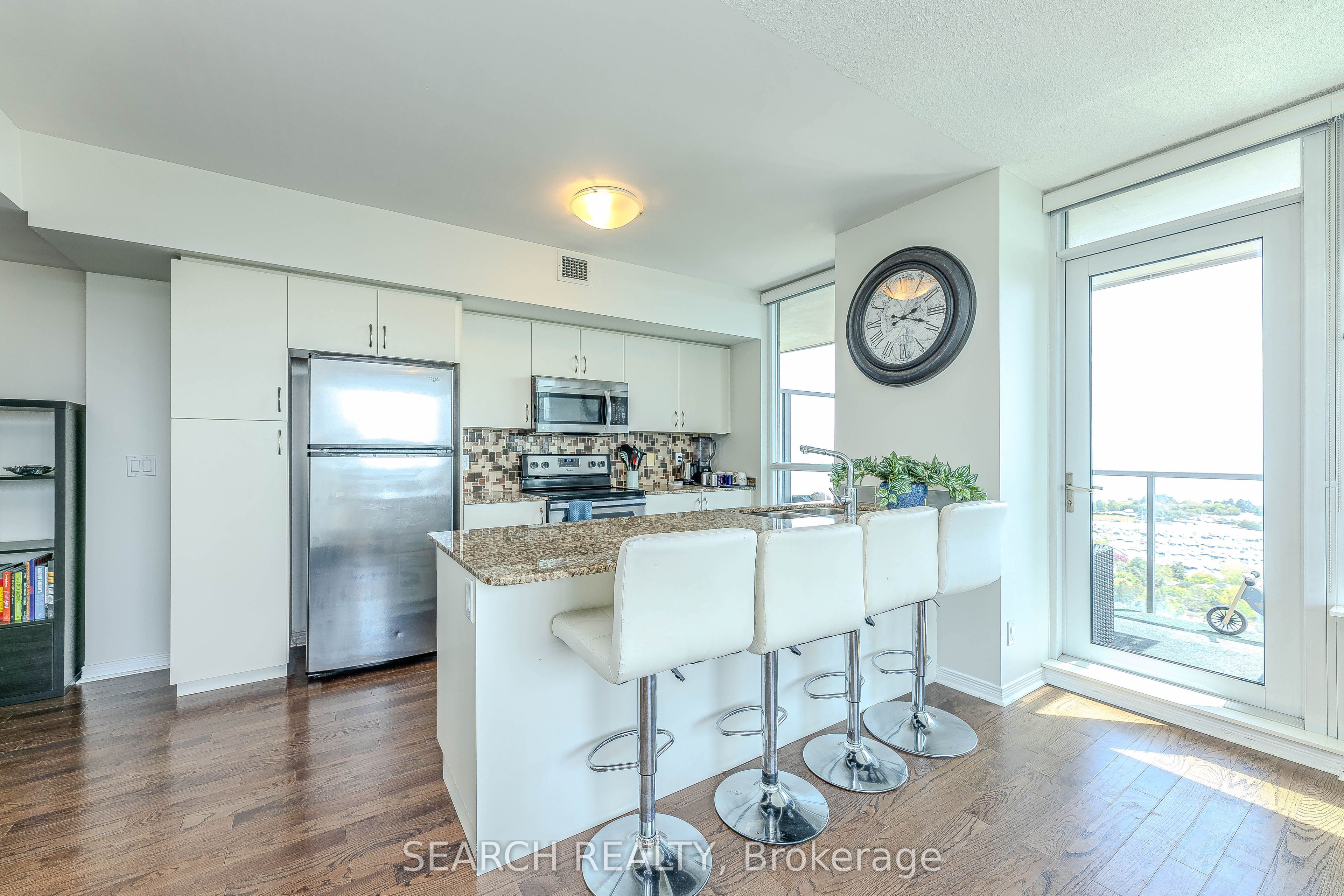 2230 Lake Shore Boulevard W 2202 Property Photo 11