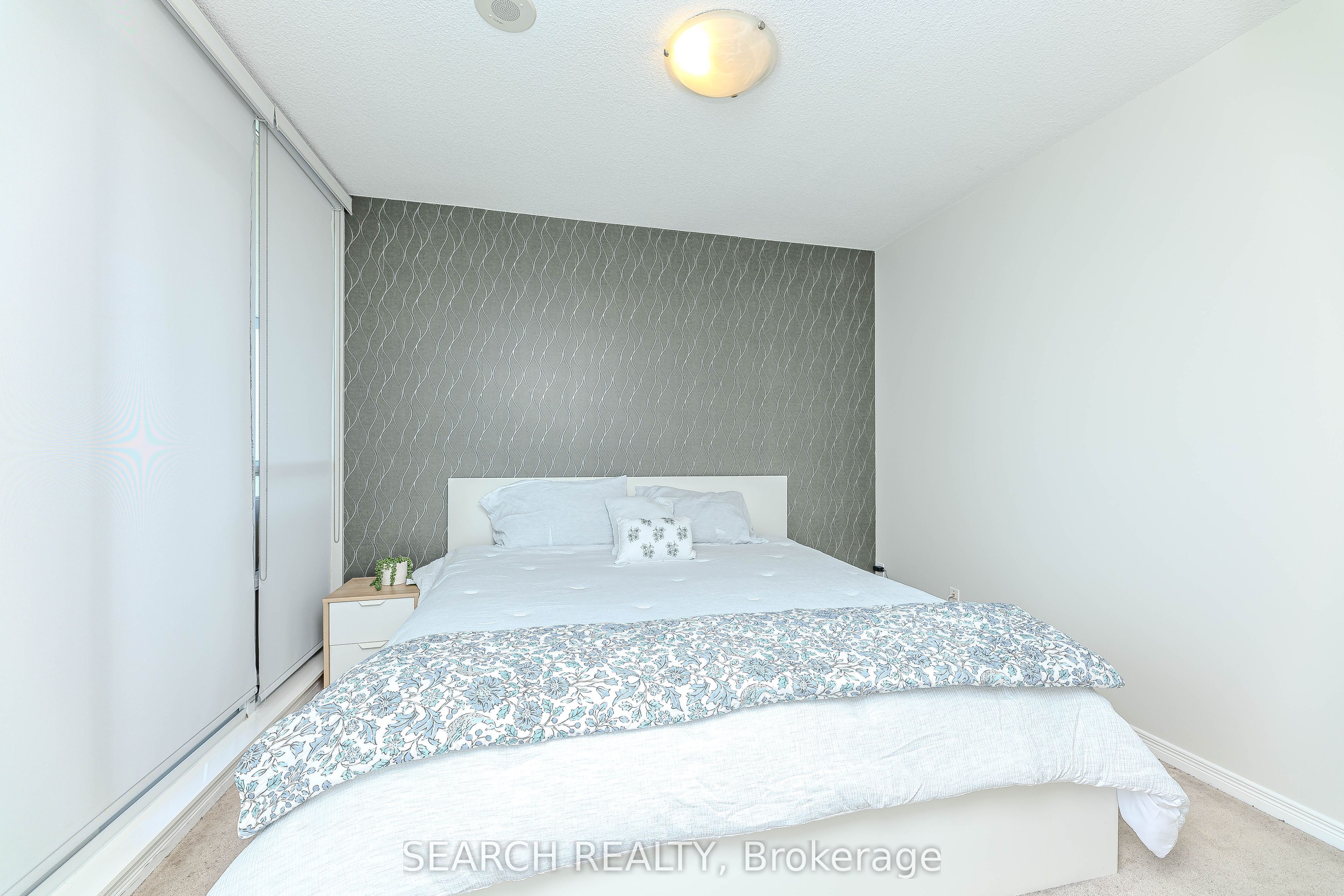 2230 Lake Shore Boulevard W 2202 Property Photo 17