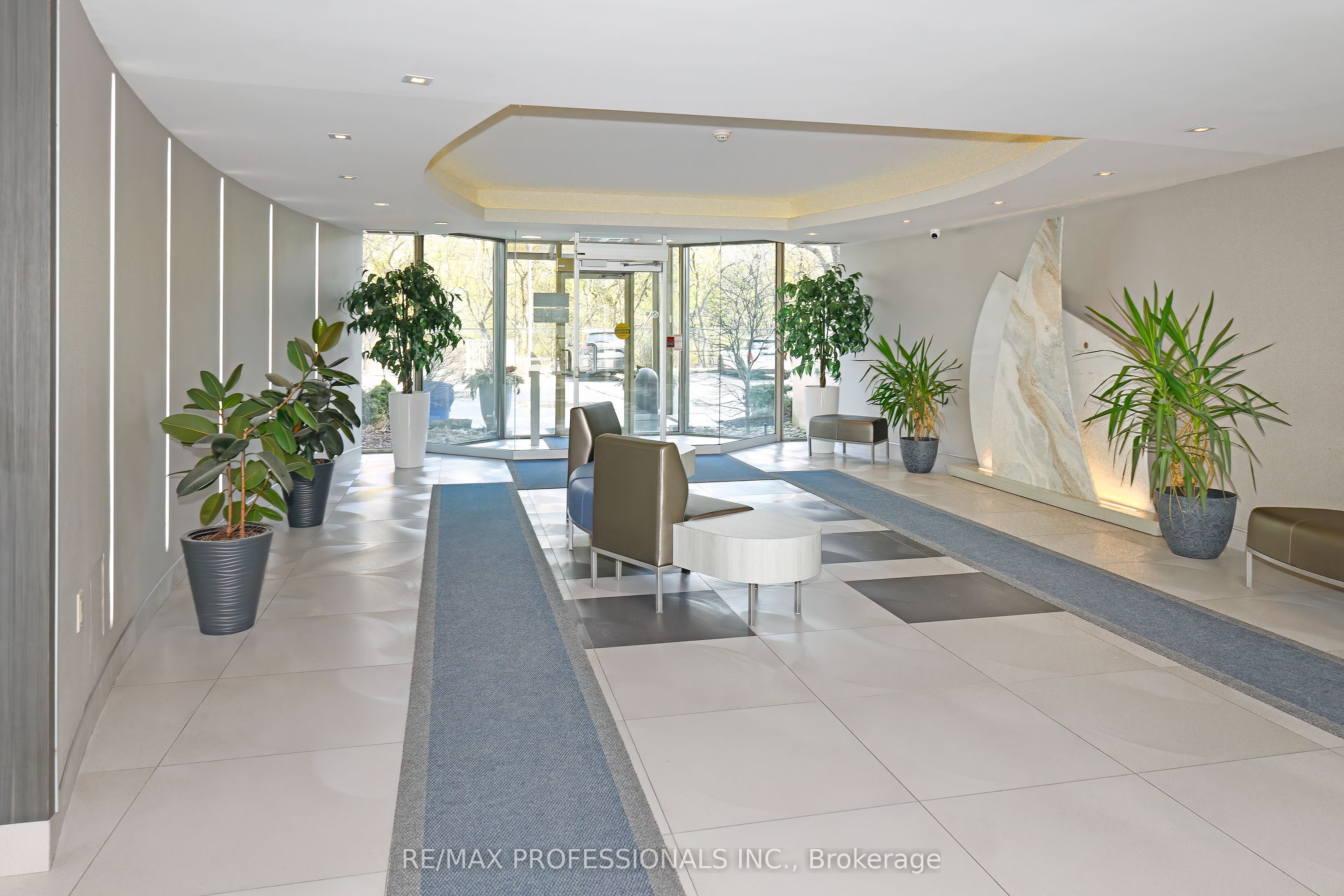 2261 Lakeshore Boulevard W 528 Property Photo 19