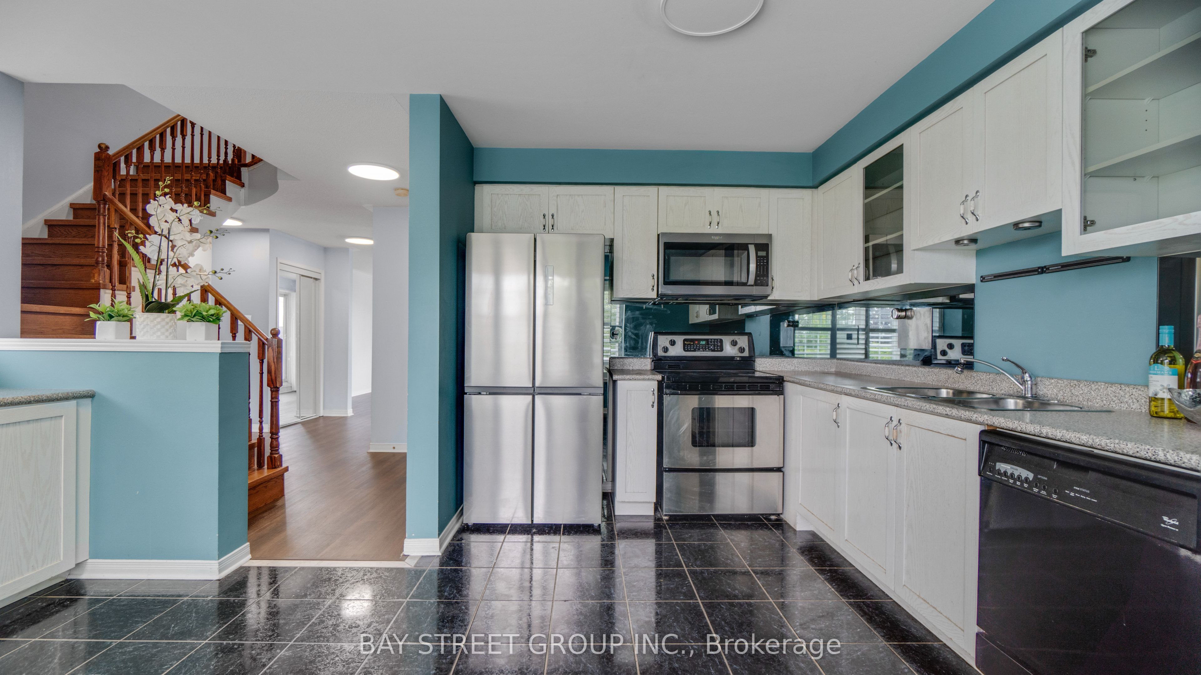 #61 - 5090 Fairview Street Property Photo 20