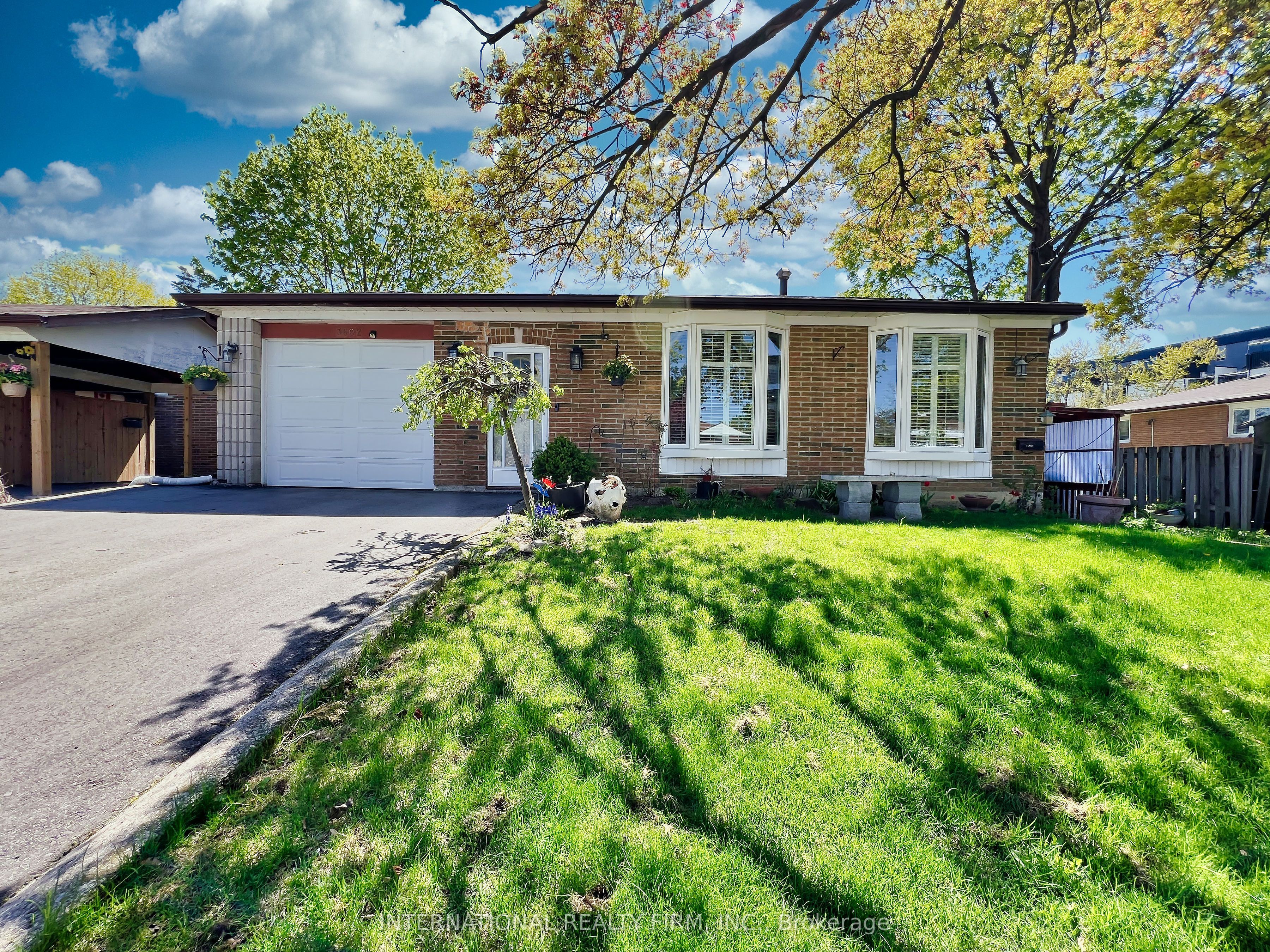 3602 Dunrankin Drive Property Photo 1