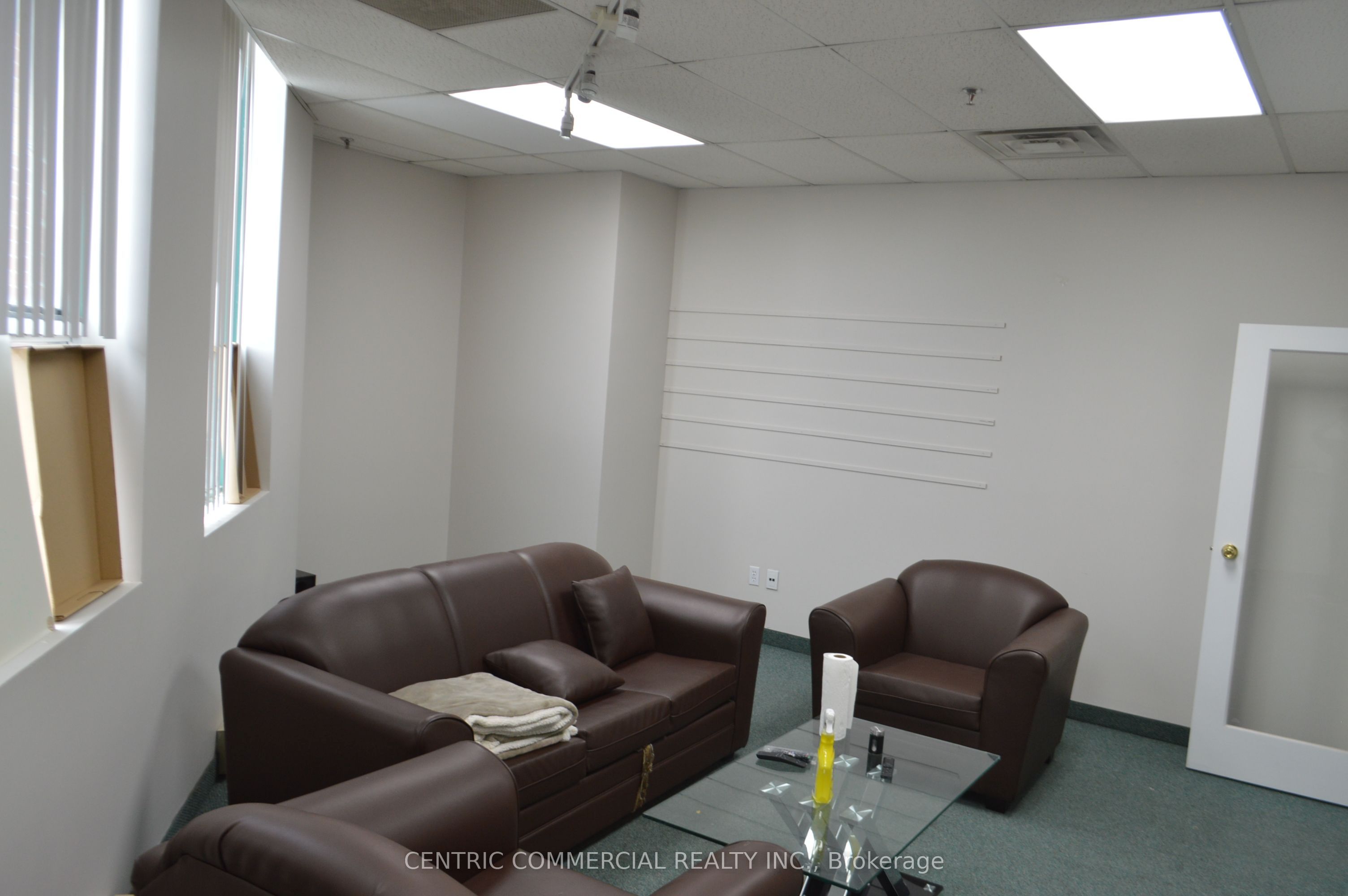 1900 Dundas Street E 202 Property Photo 4