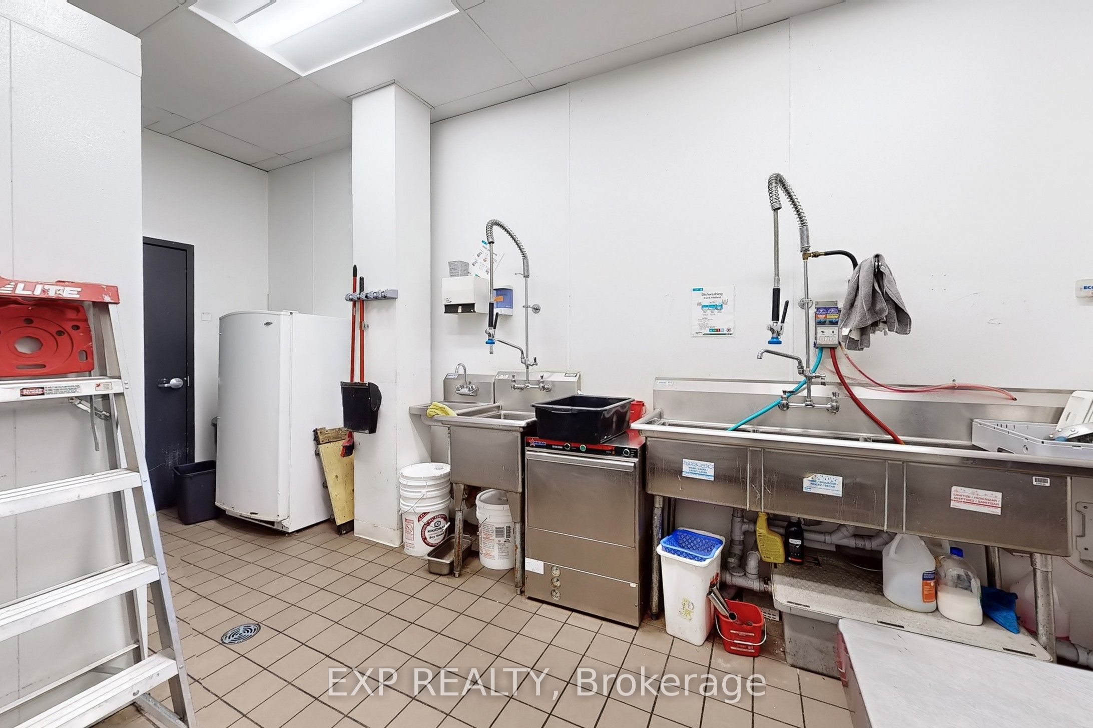 491 Appleby Line 103 Property Photo 15