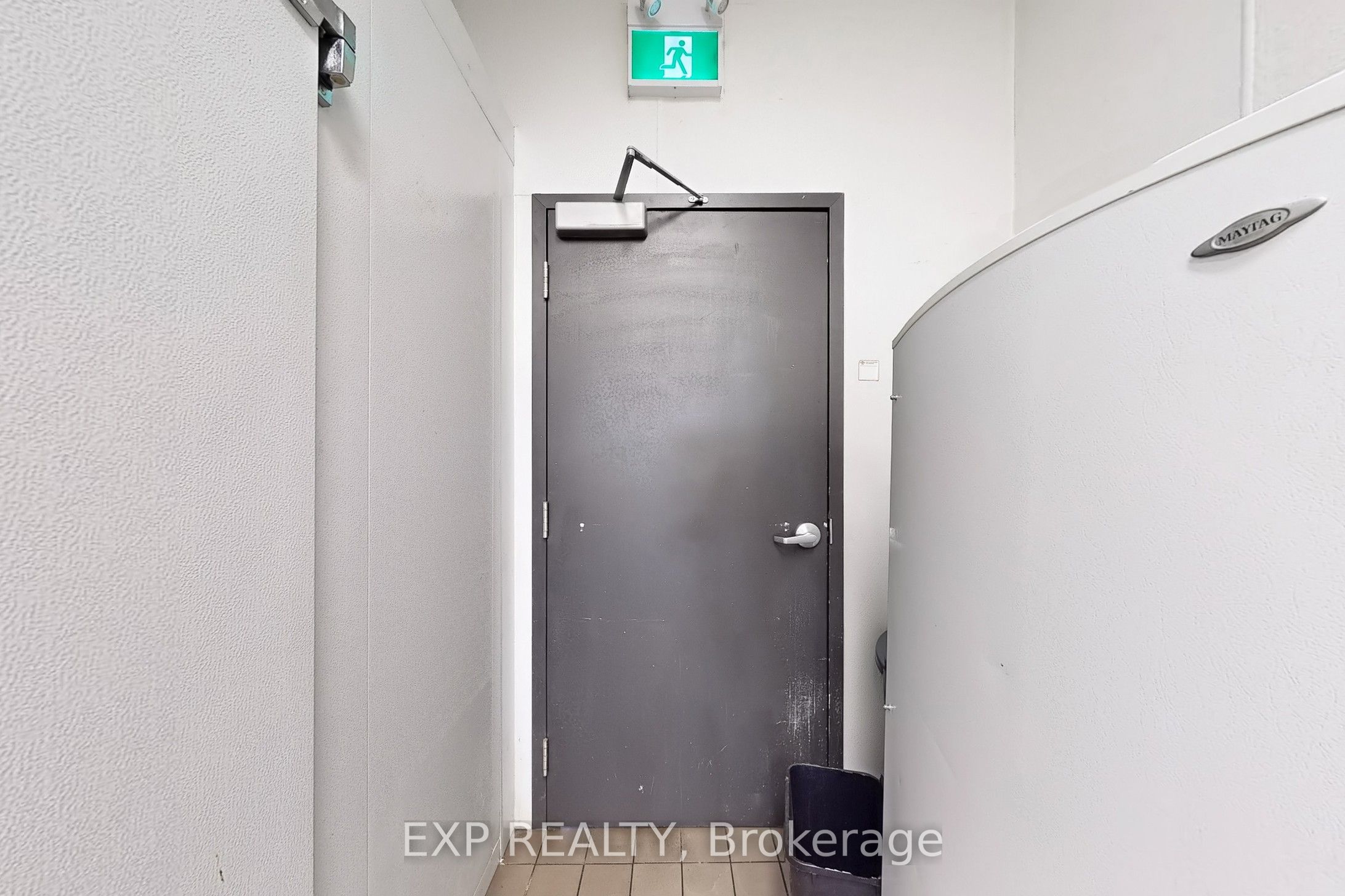 491 Appleby Line 103 Property Photo 16