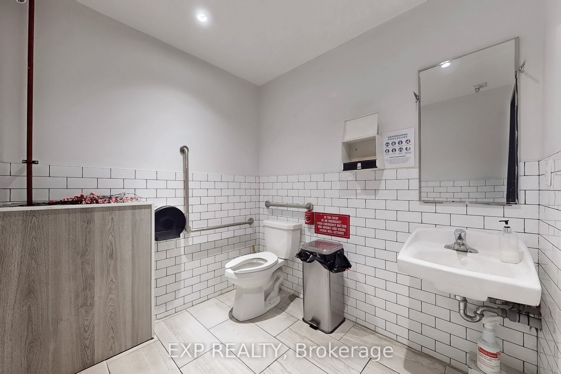 491 Appleby Line 103 Property Photo 18