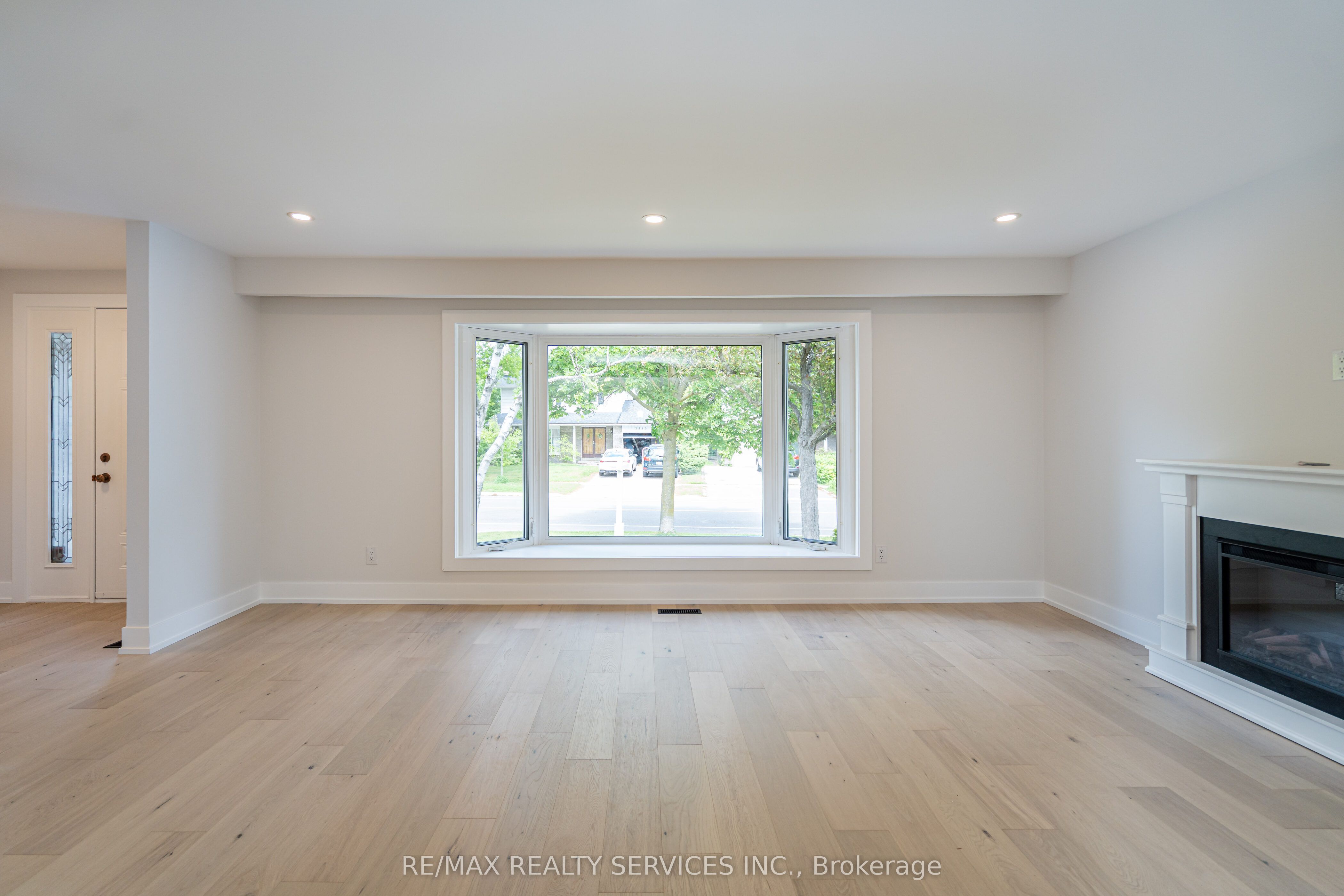 2296 Devon Road Property Photo 7
