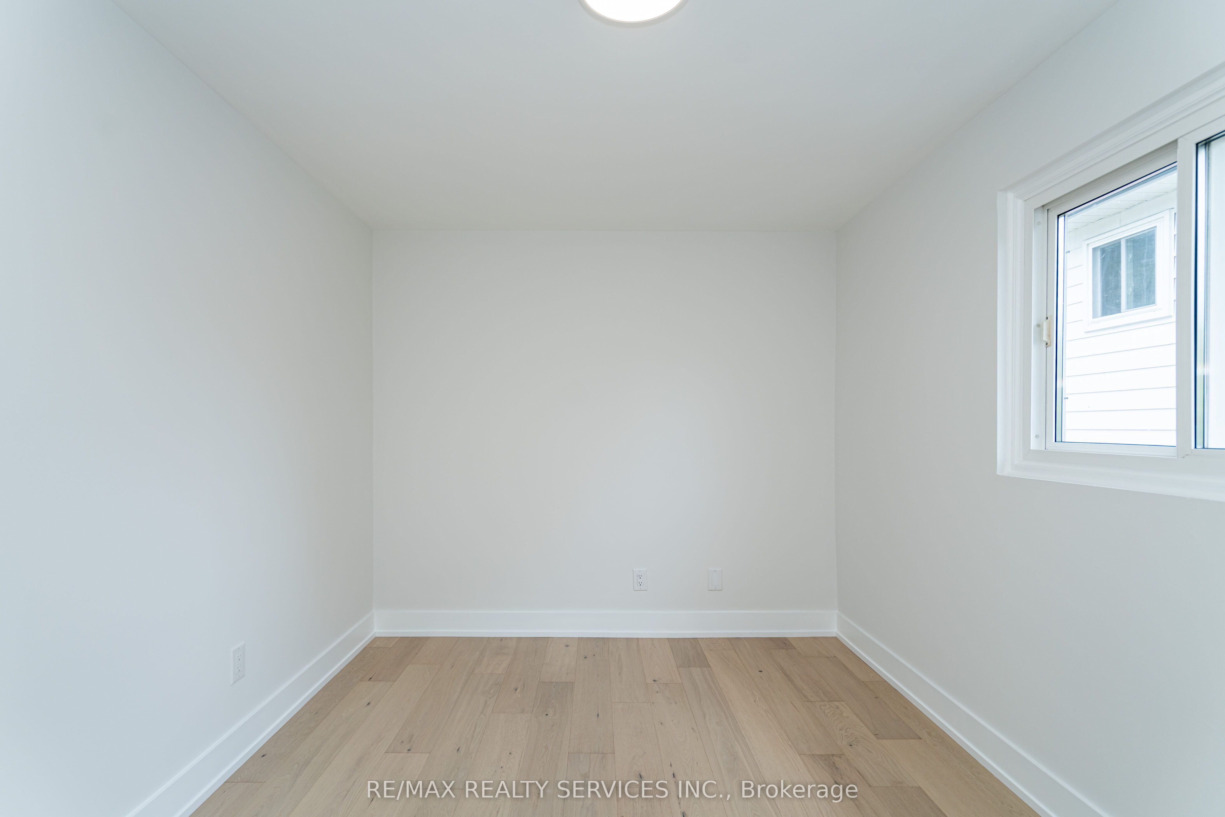2296 Devon Road Property Photo 29