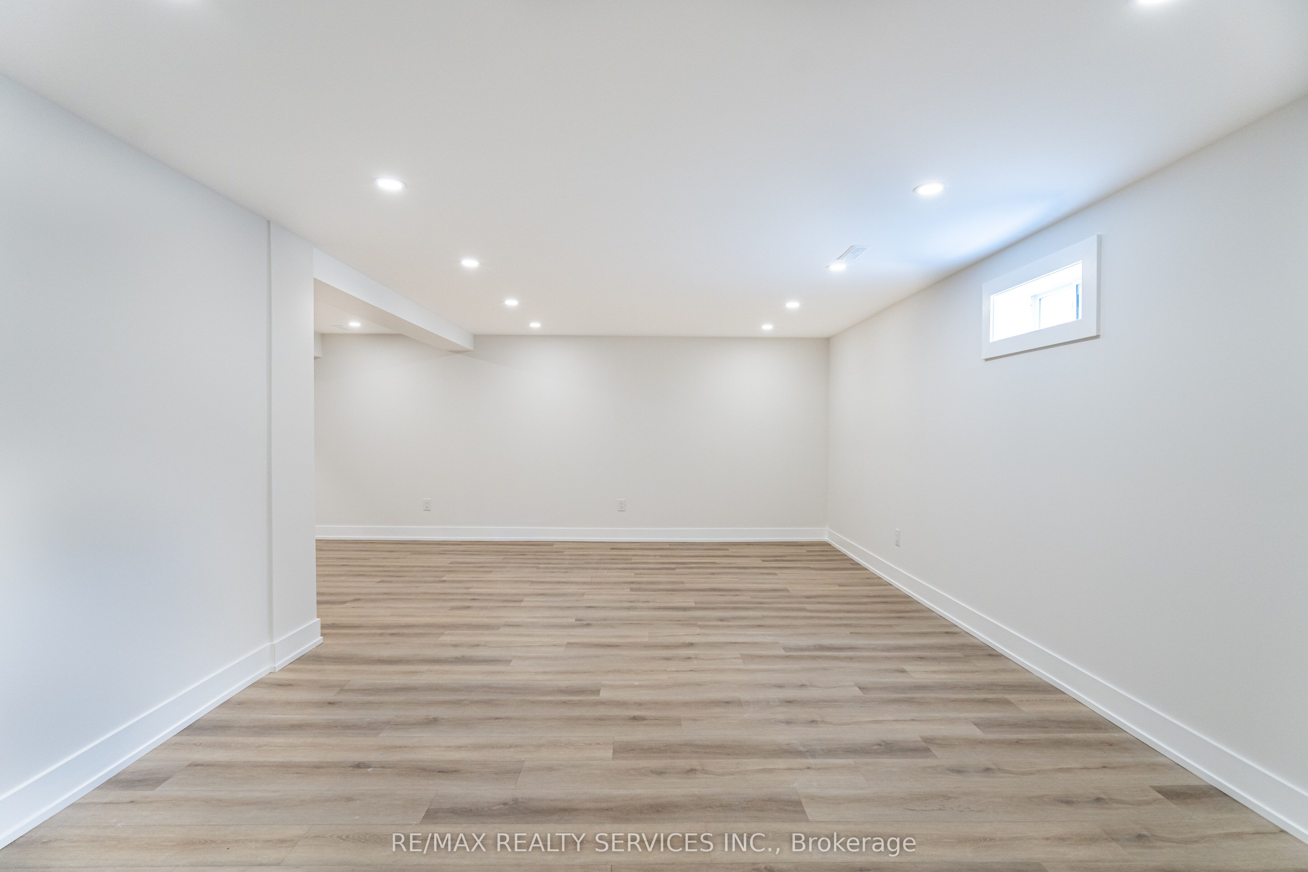 2296 Devon Road Property Photo 37