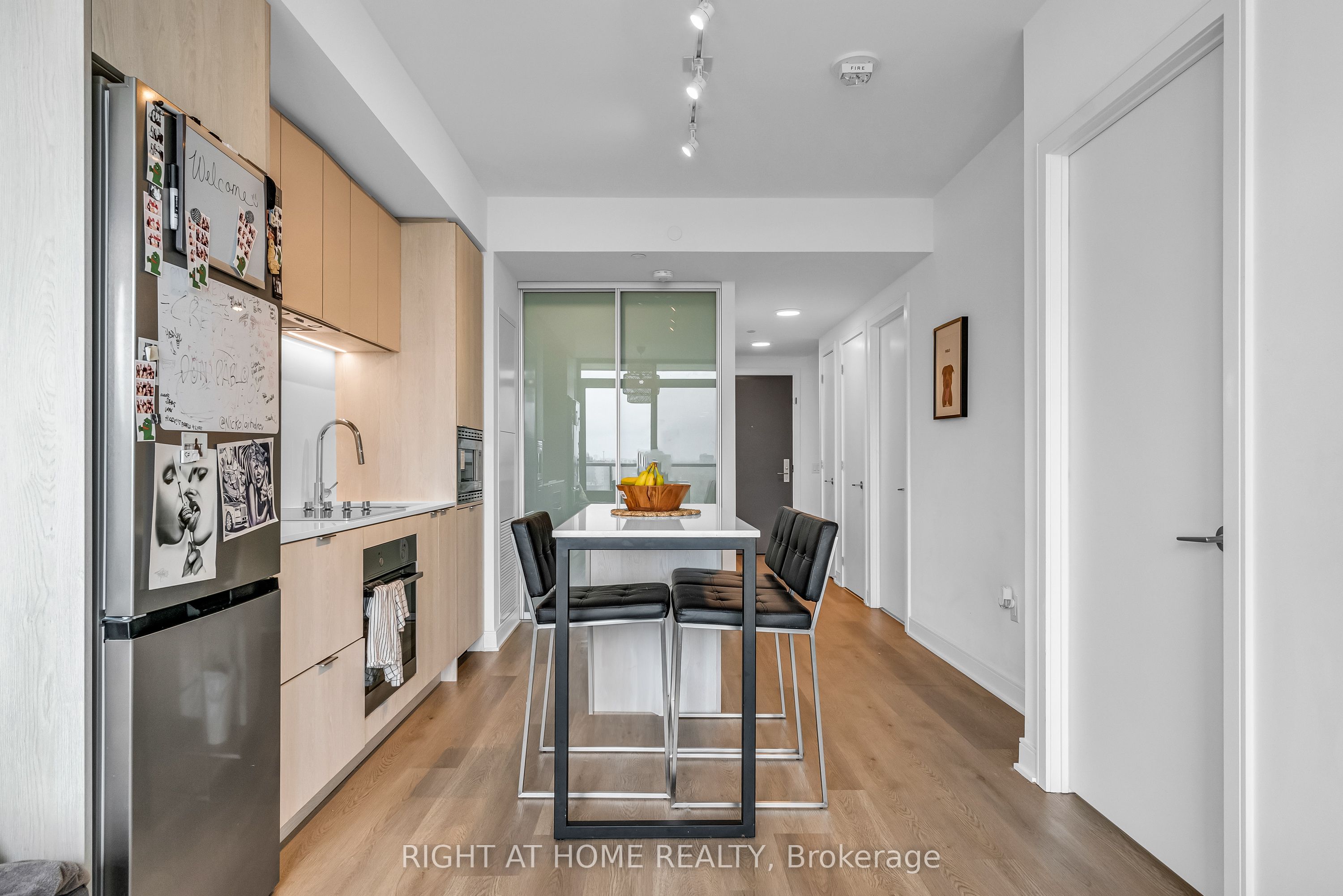 86 Dundas Street E 1520 Property Photo 14