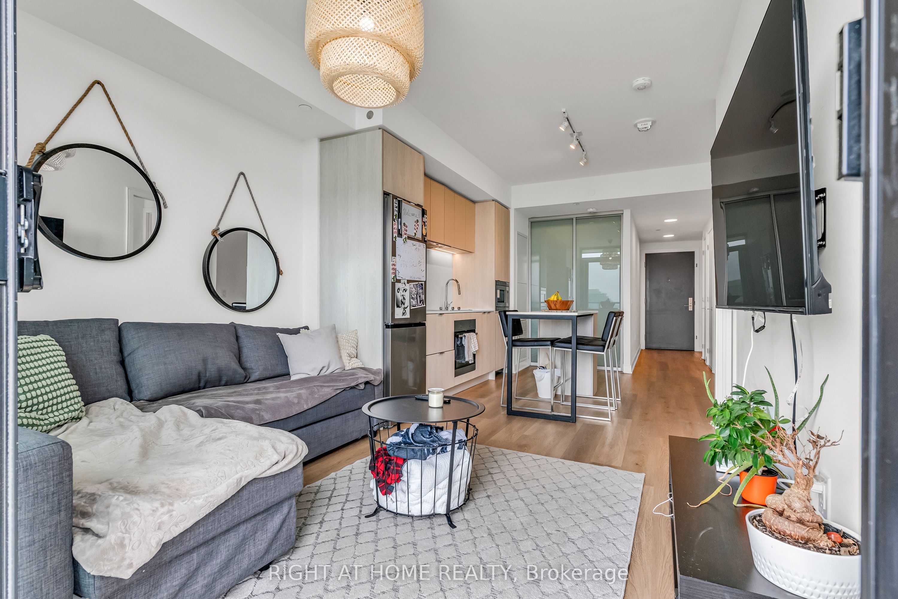 86 Dundas Street E 1520 Property Photo 21