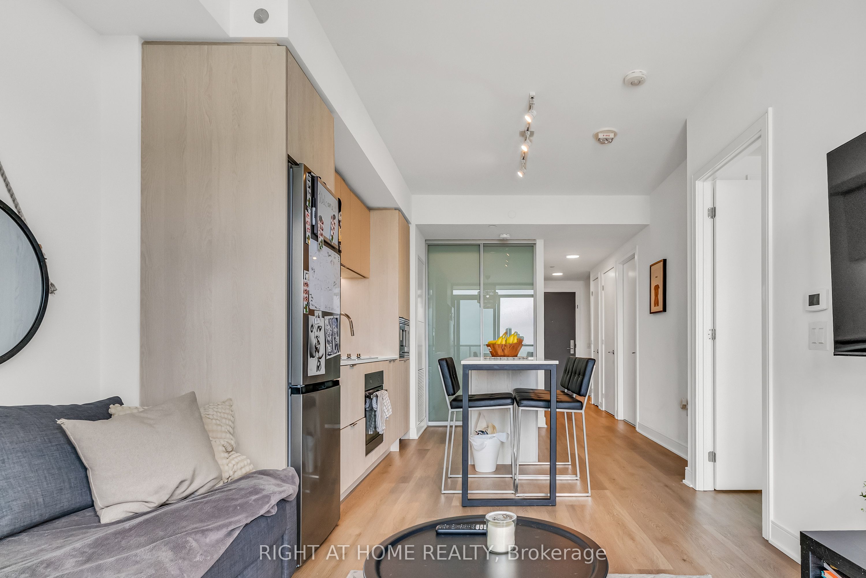 86 Dundas Street E 1520 Property Photo 22