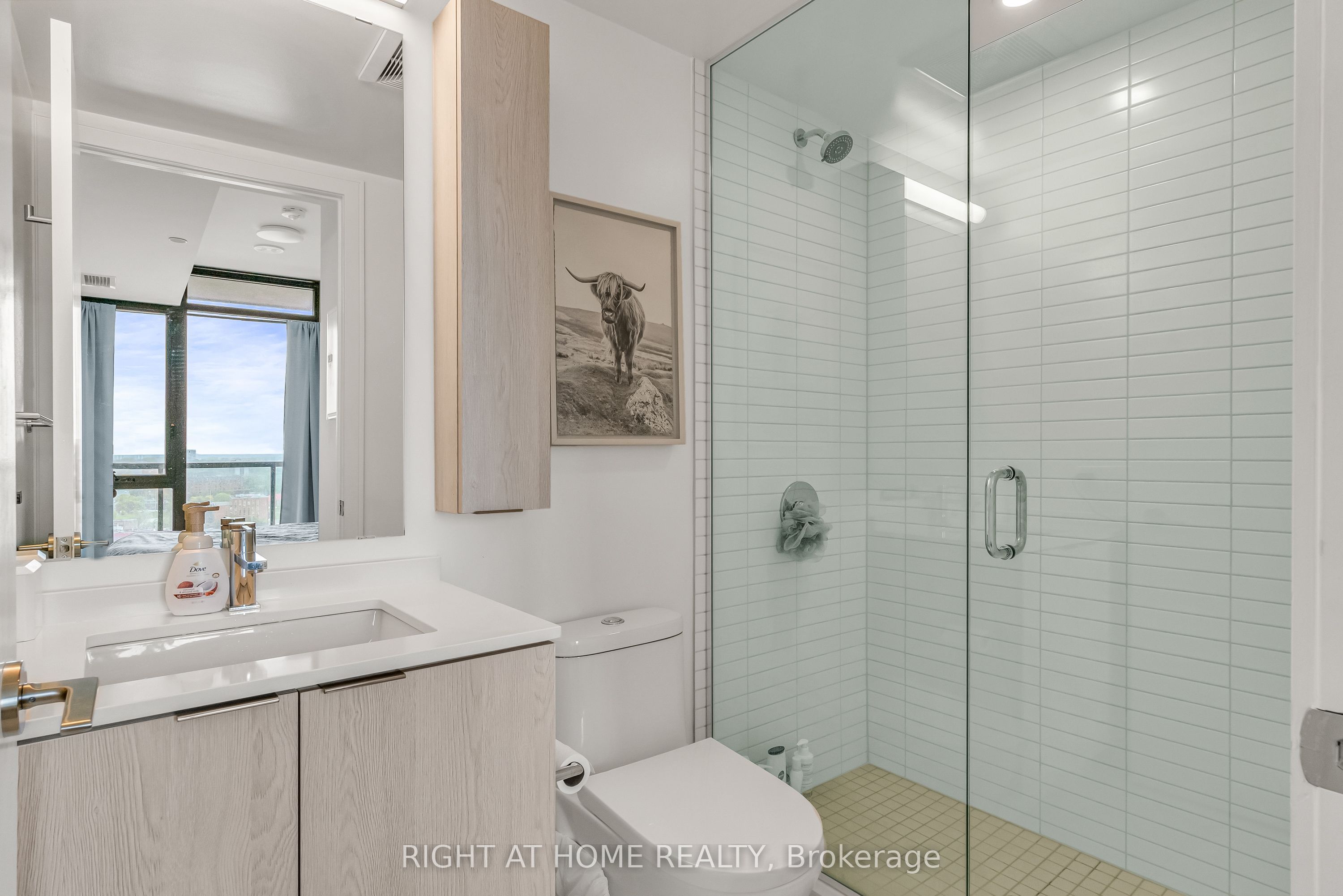 86 Dundas Street E 1520 Property Photo 25