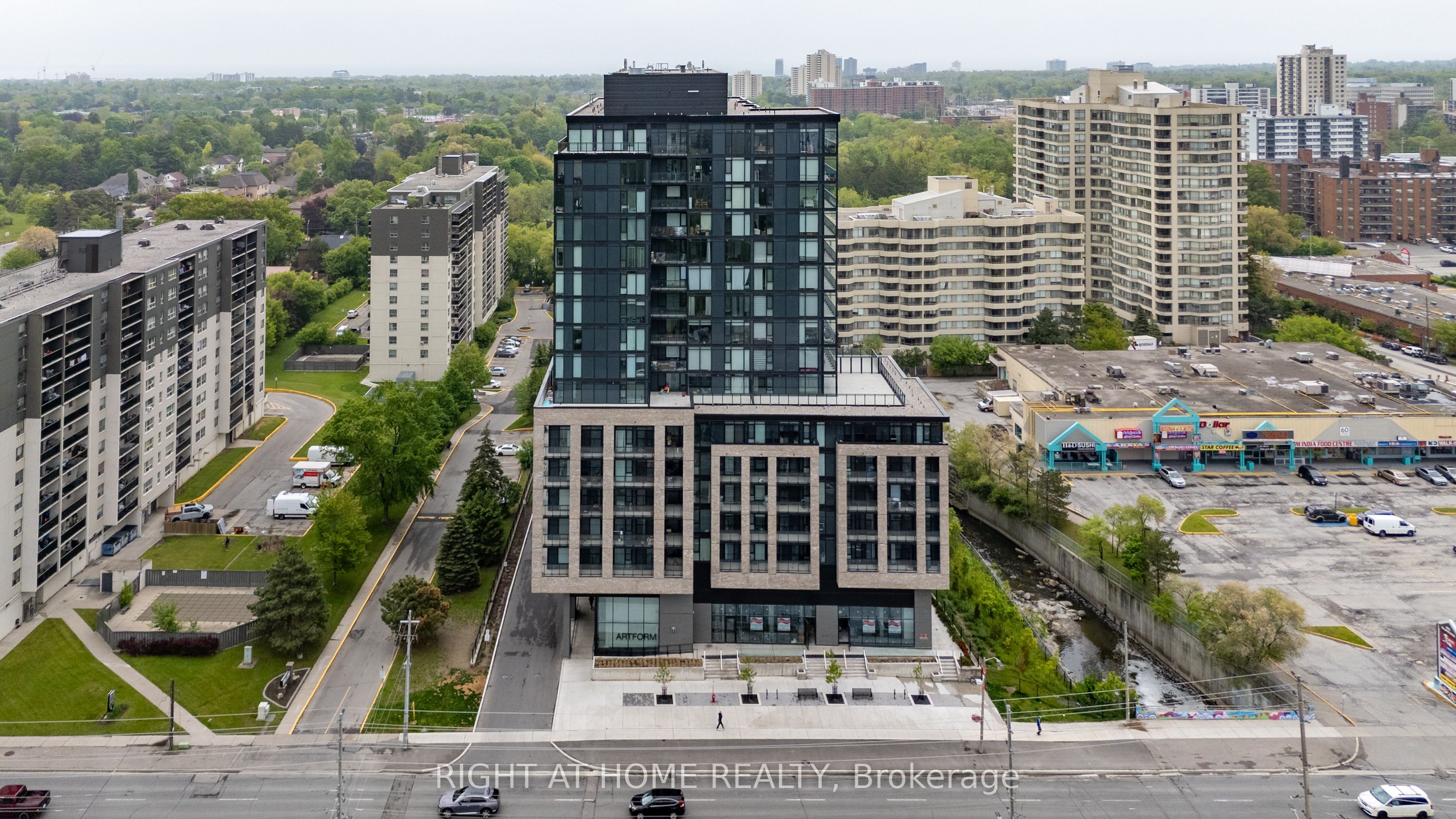 86 Dundas Street E 1520 Property Photo 41