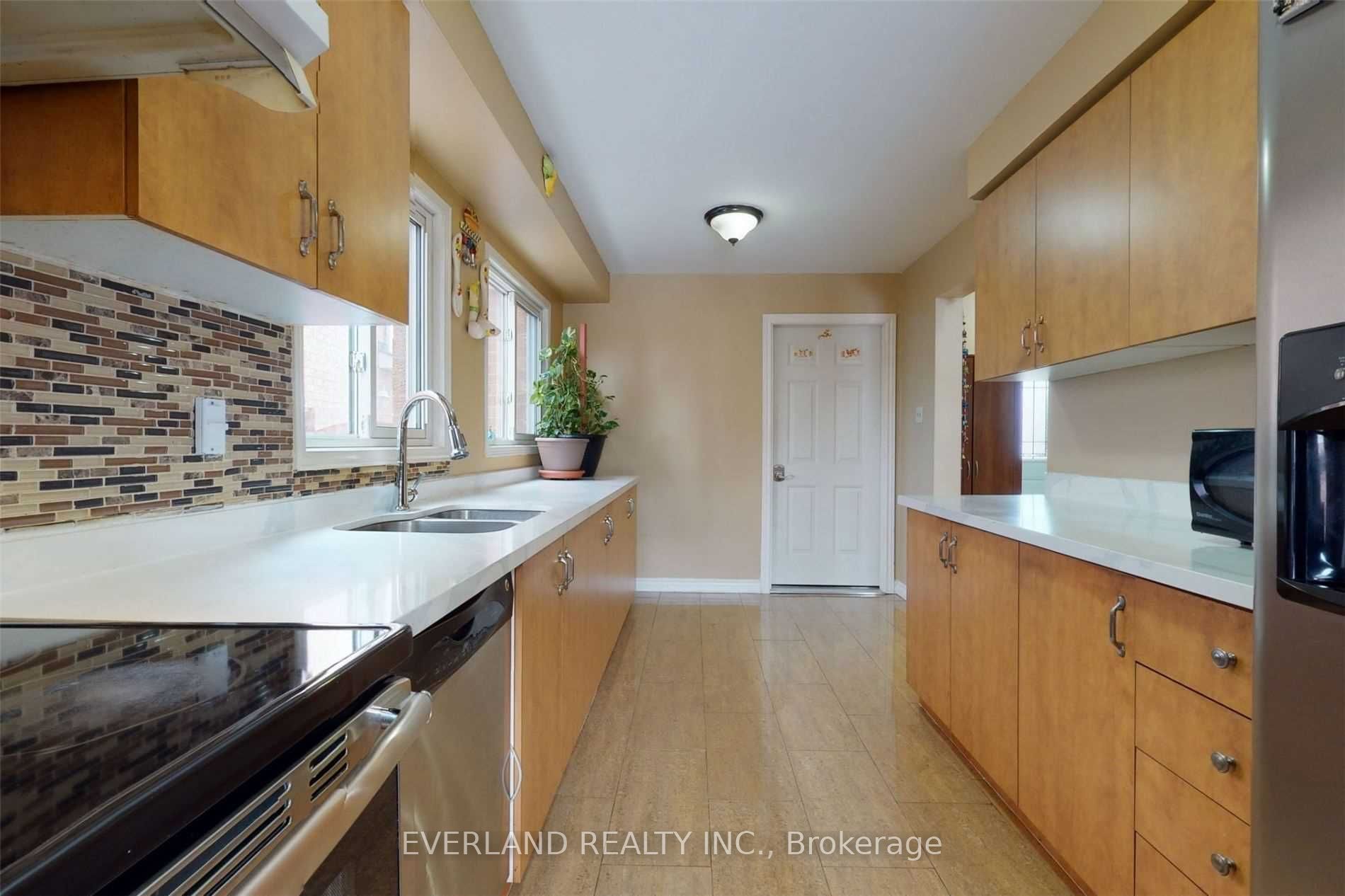 17 Letty Avenue Property Photo 14