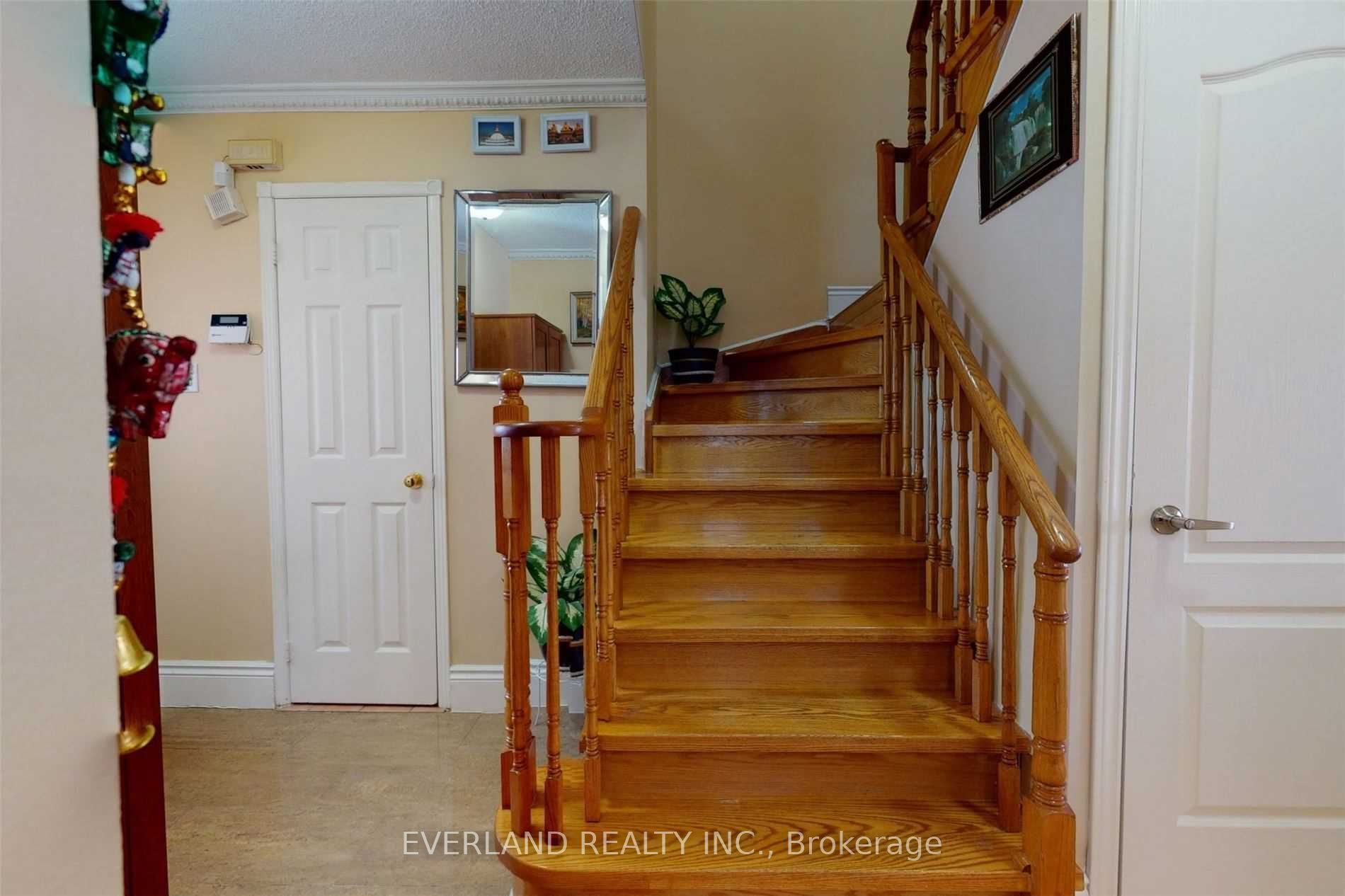 17 Letty Avenue Property Photo 19