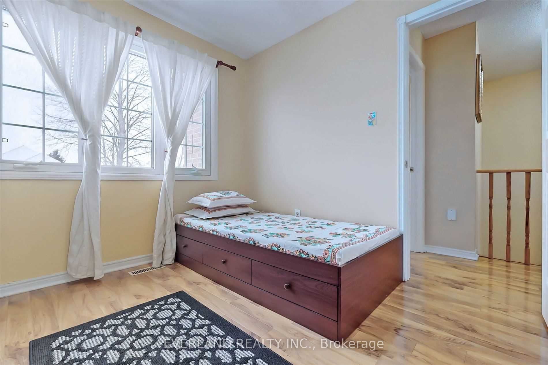 17 Letty Avenue Property Photo 24