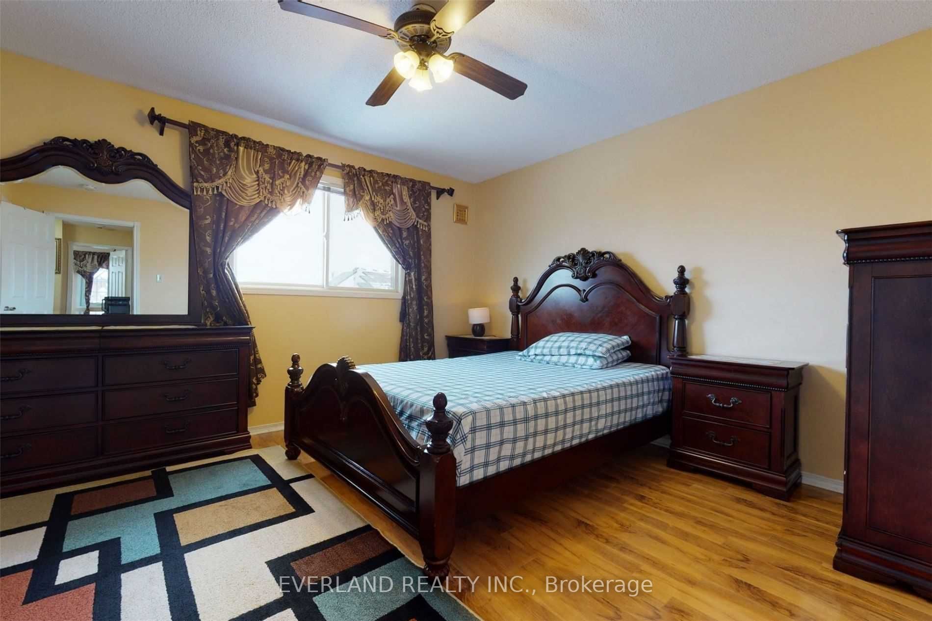 17 Letty Avenue Property Photo 27