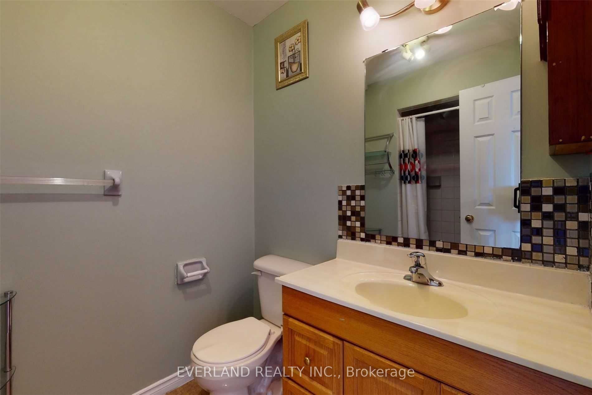 17 Letty Avenue Property Photo 29