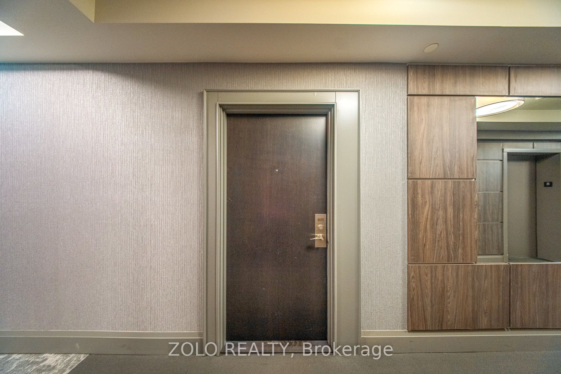 #805 - 15 Lynch Street Property Photo 5
