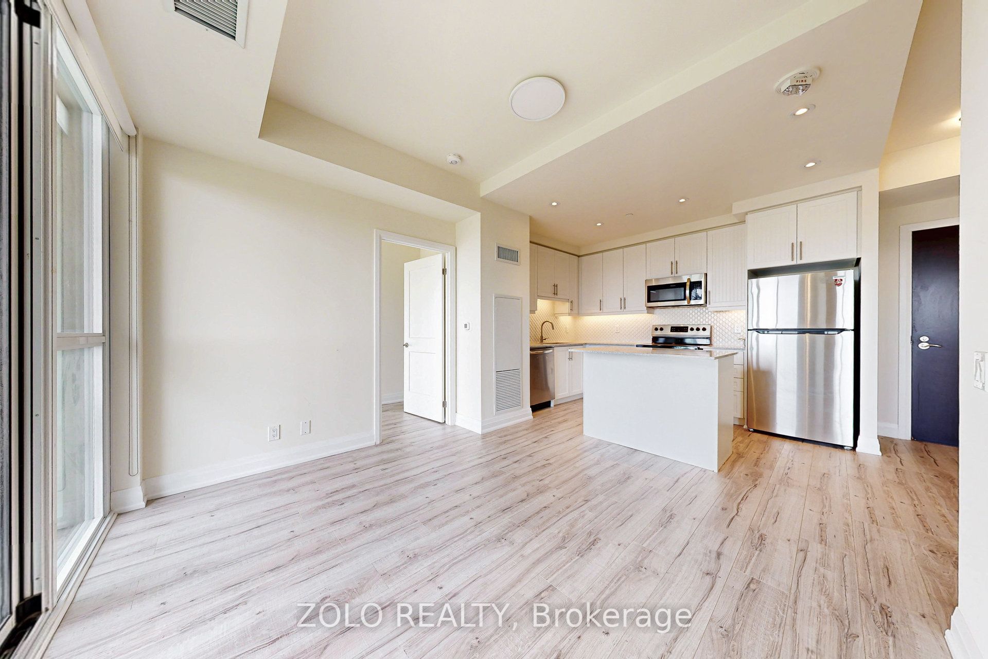 #805 - 15 Lynch Street Property Photo 14
