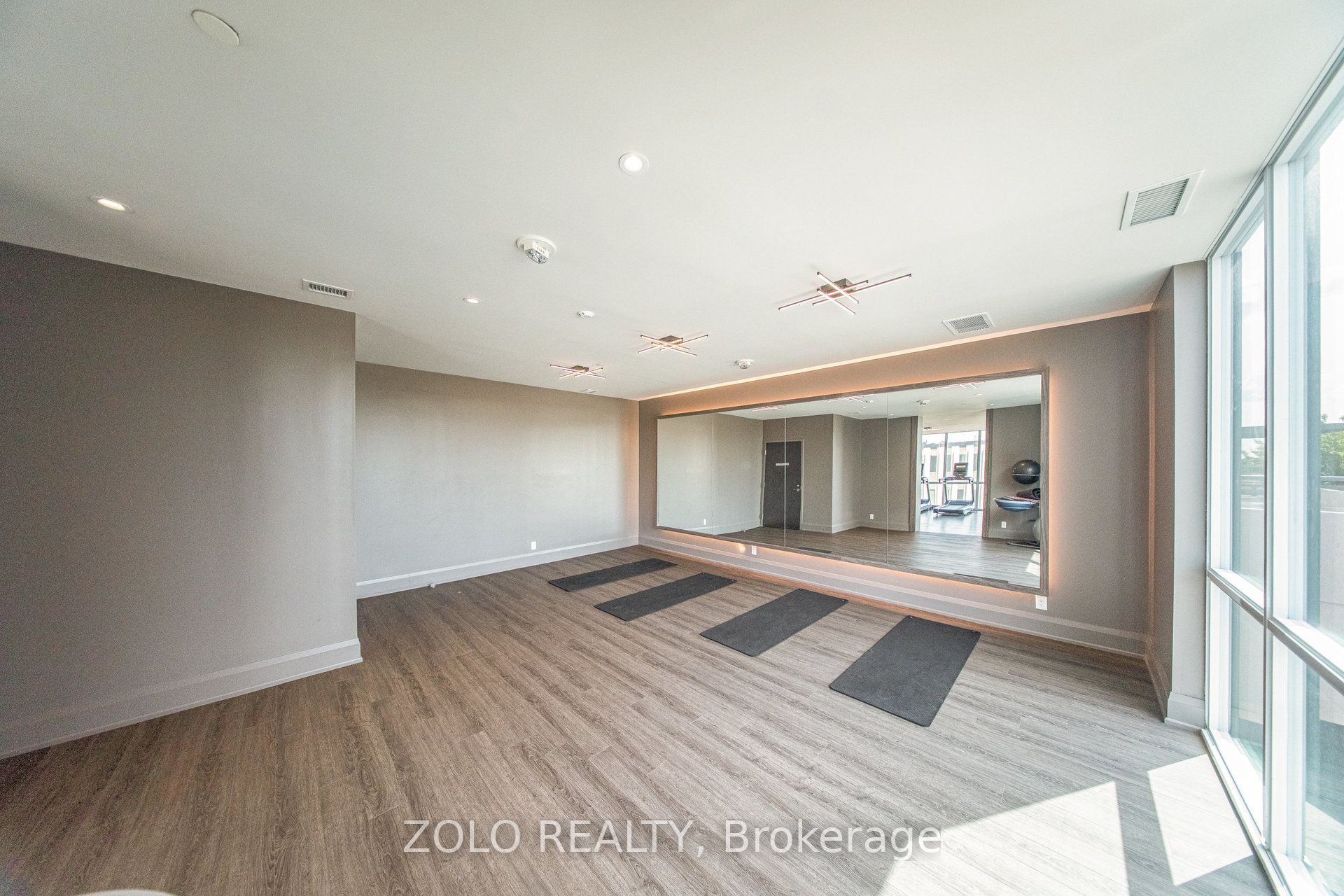 #805 - 15 Lynch Street Property Photo 29