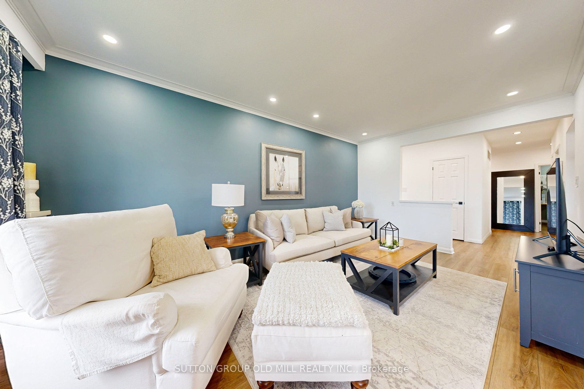 65 Ashwood Crescent Property Photo 1