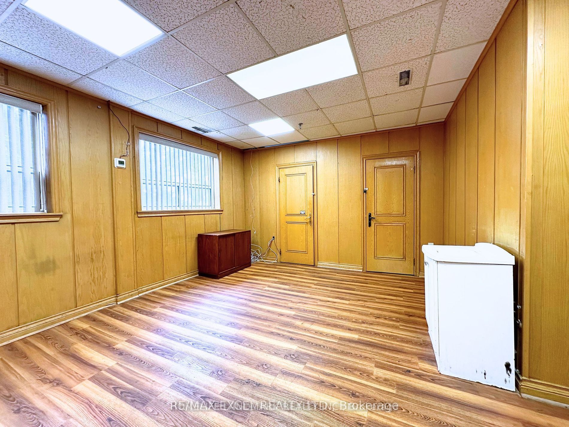 705 Lawrence Avenue 204 Property Photo 5