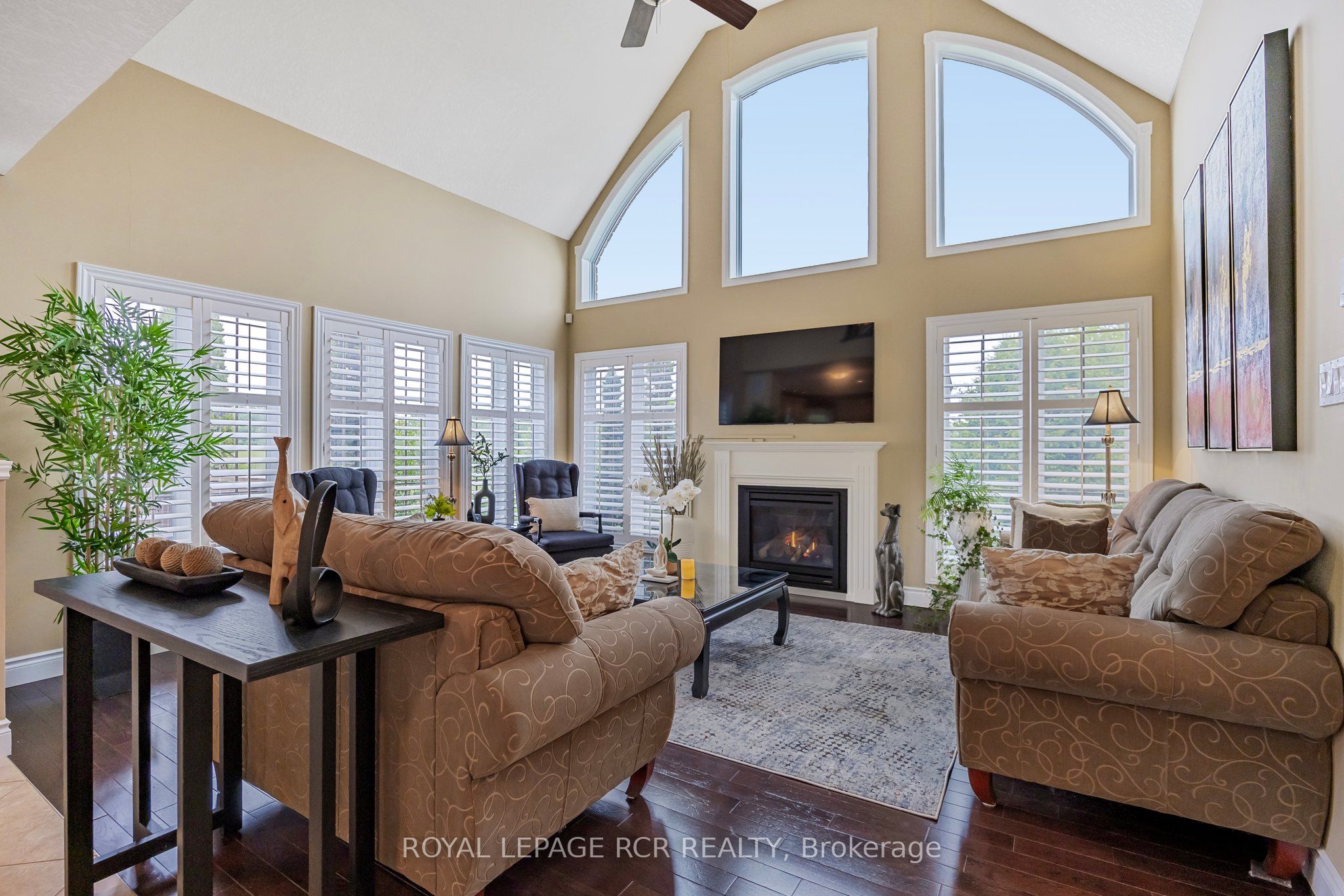 1 Reddington Drive 4 Property Photo 7