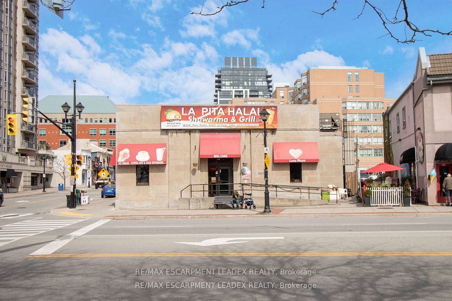 2003 Lakeshore Road Property Photo 13